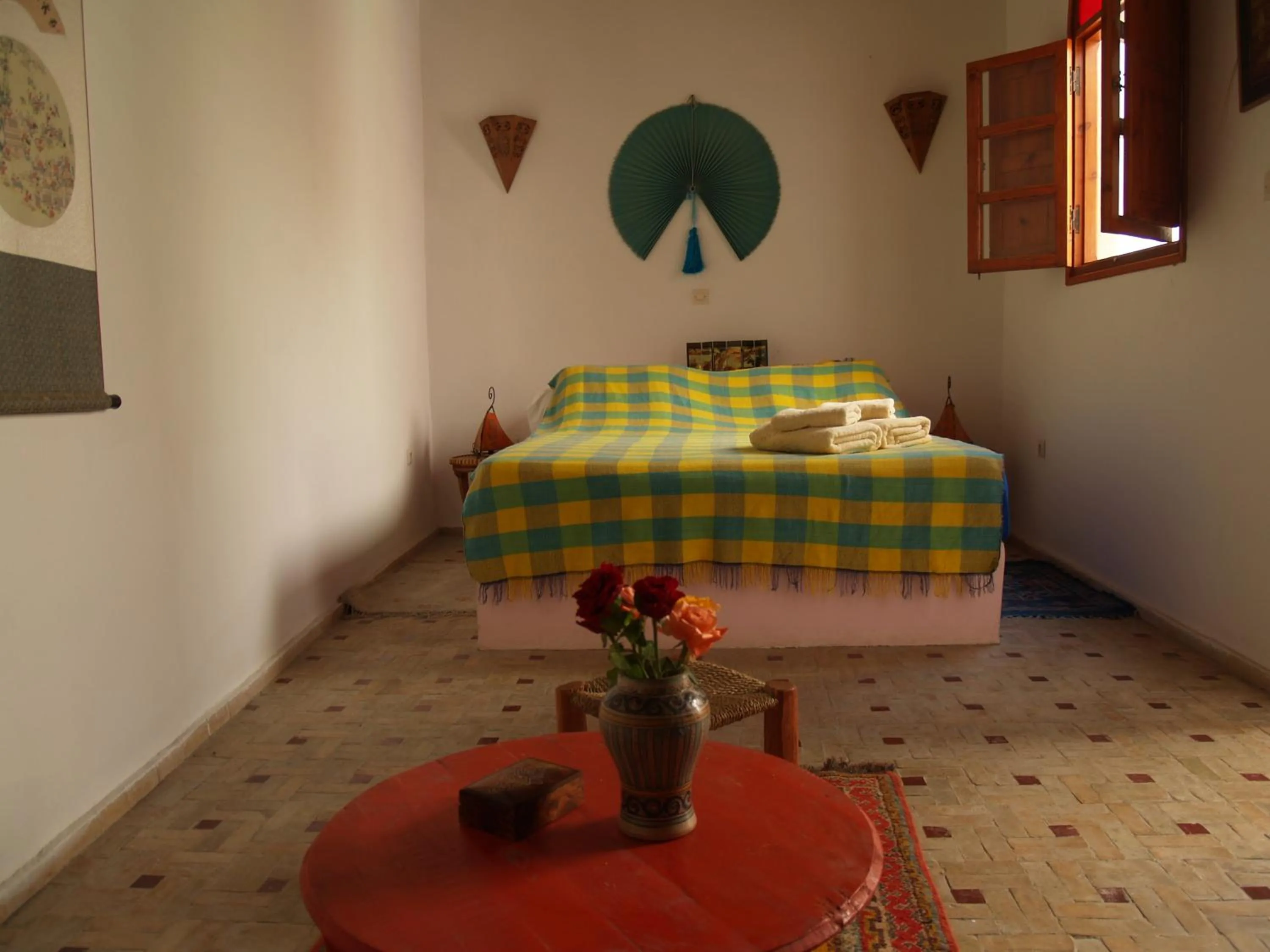 Bed in Dar Rahaothello