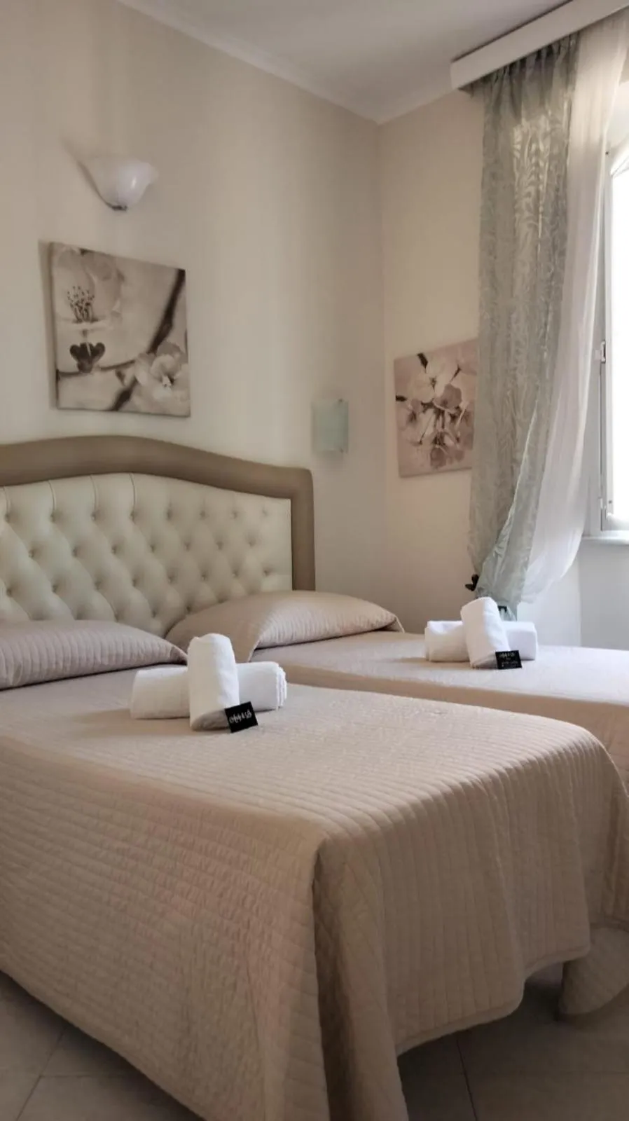 Property building, Bed in B&B Andy&LU