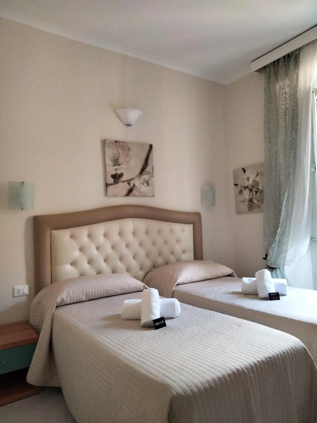 Property building, Bed in B&B Andy&LU