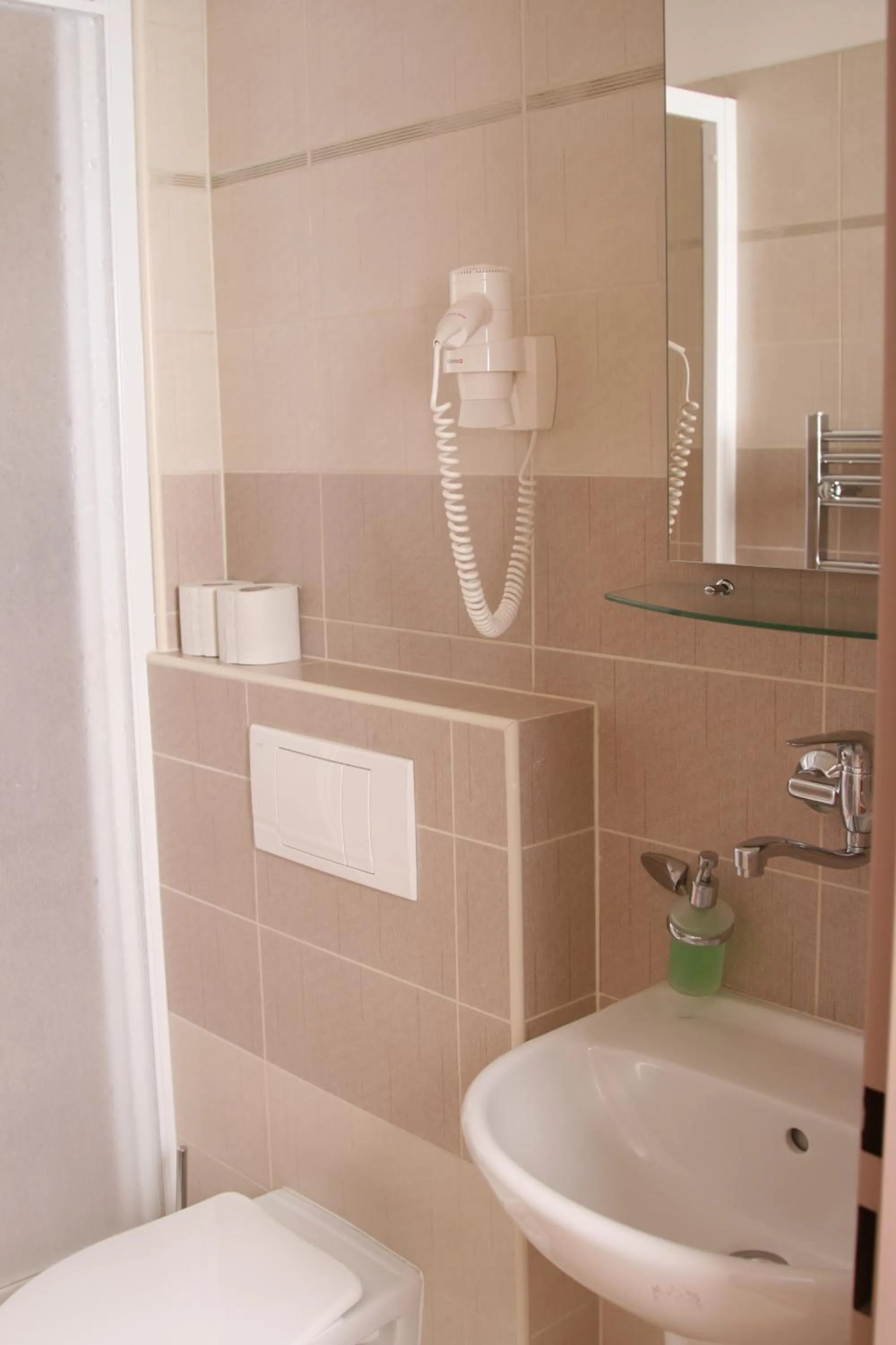 Bathroom in Hotel Klara