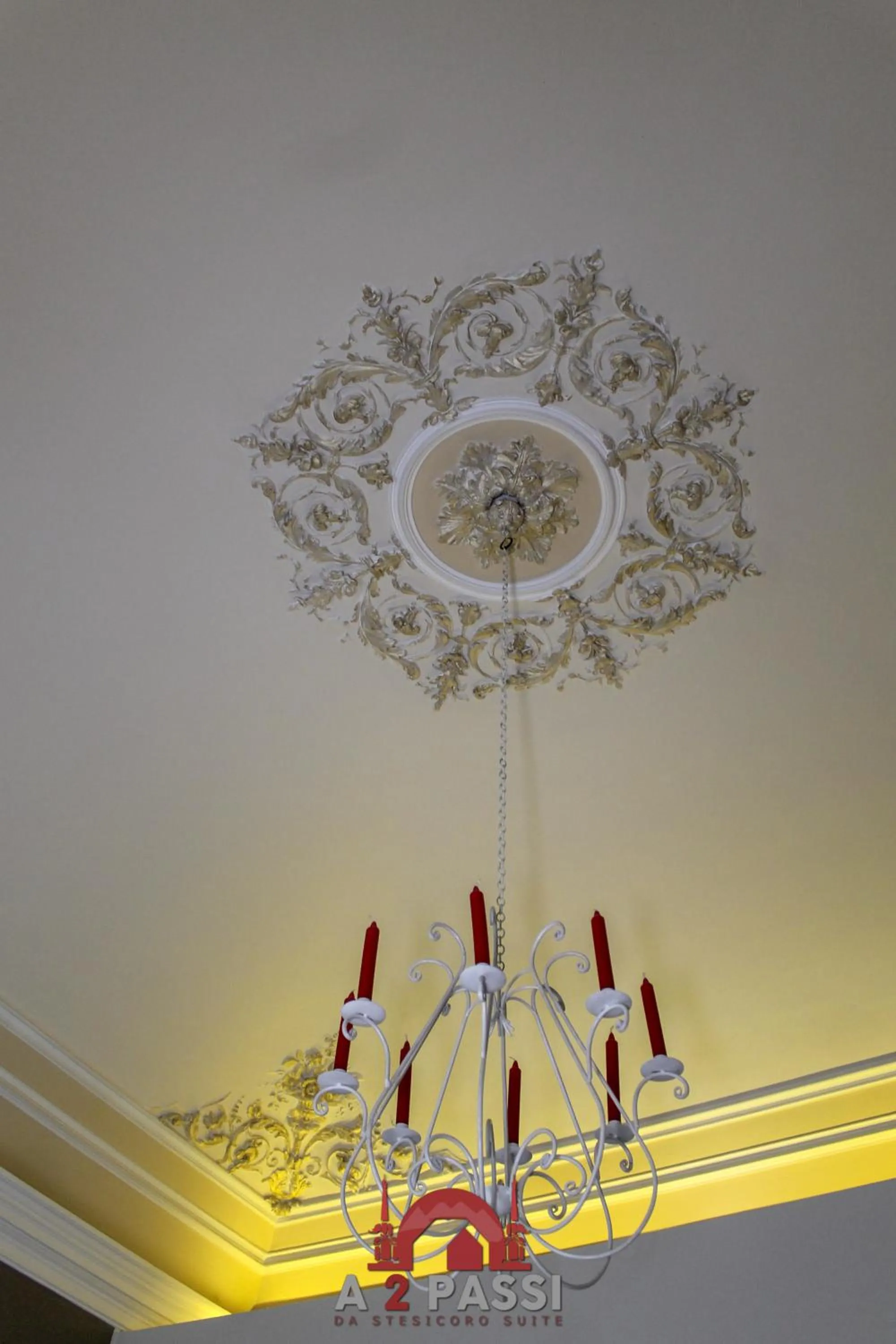 Decorative detail in A 2 Passi da Stesicoro Suite Catania
