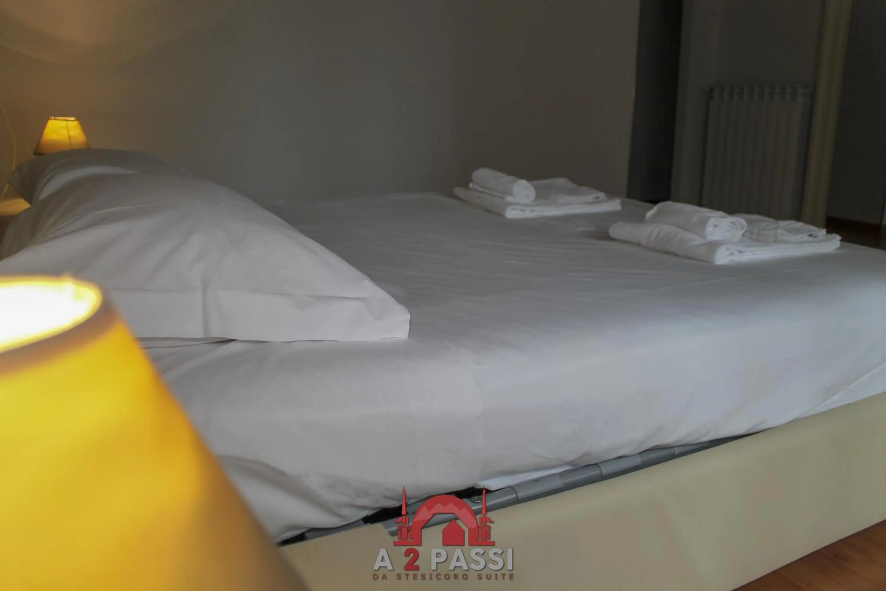 Bed in A 2 Passi da Stesicoro Suite Catania