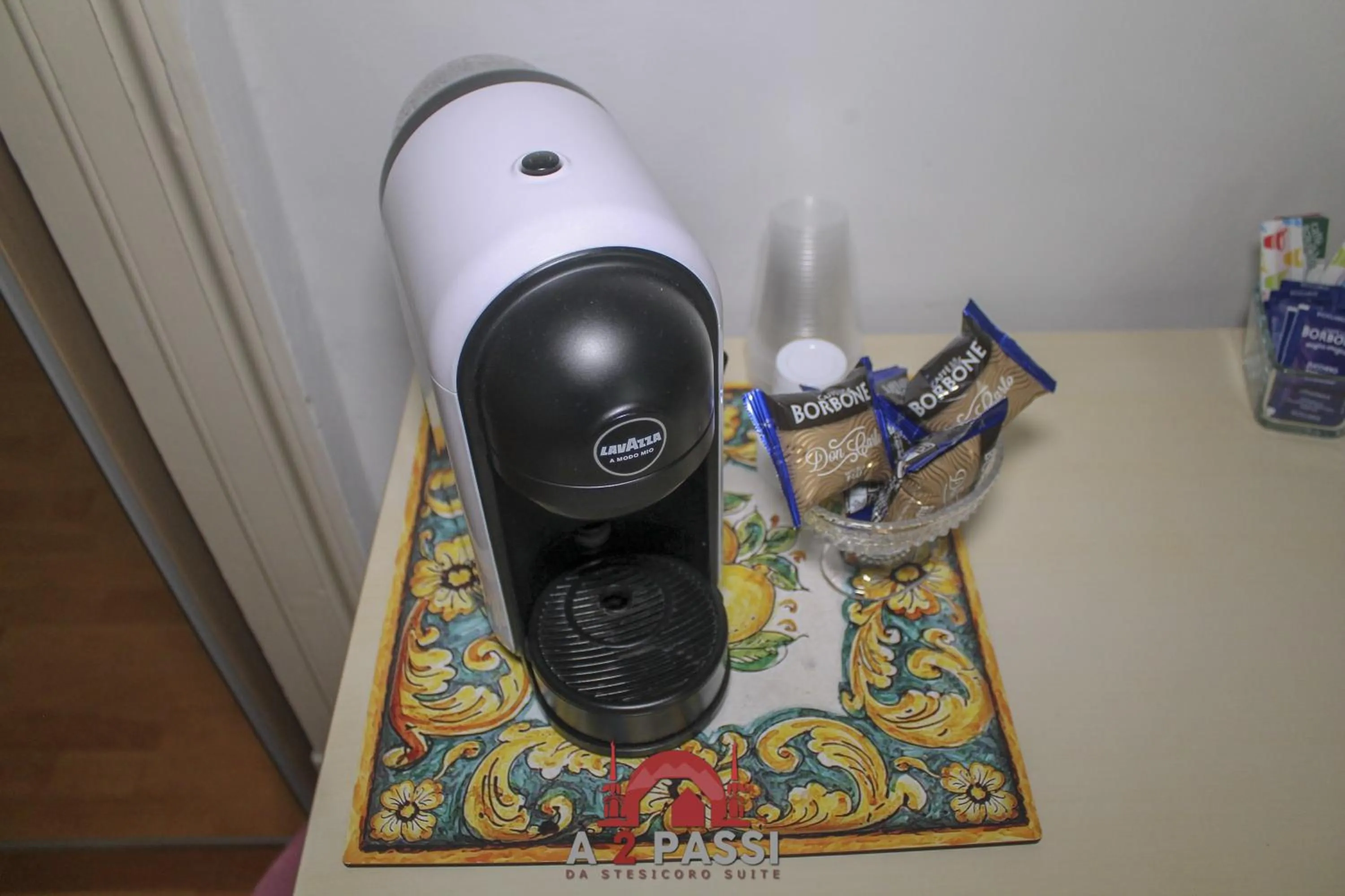 Coffee/tea facilities in A 2 Passi da Stesicoro Suite Catania
