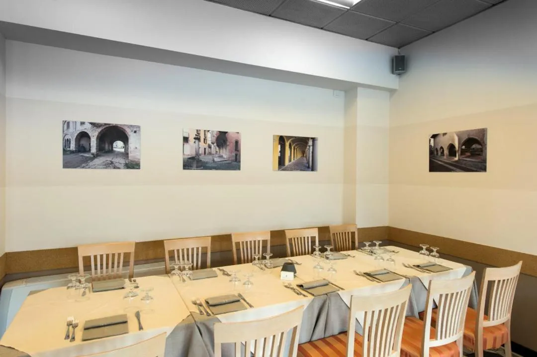 Restaurant/places to eat in Hotel Residence Dei Fiori