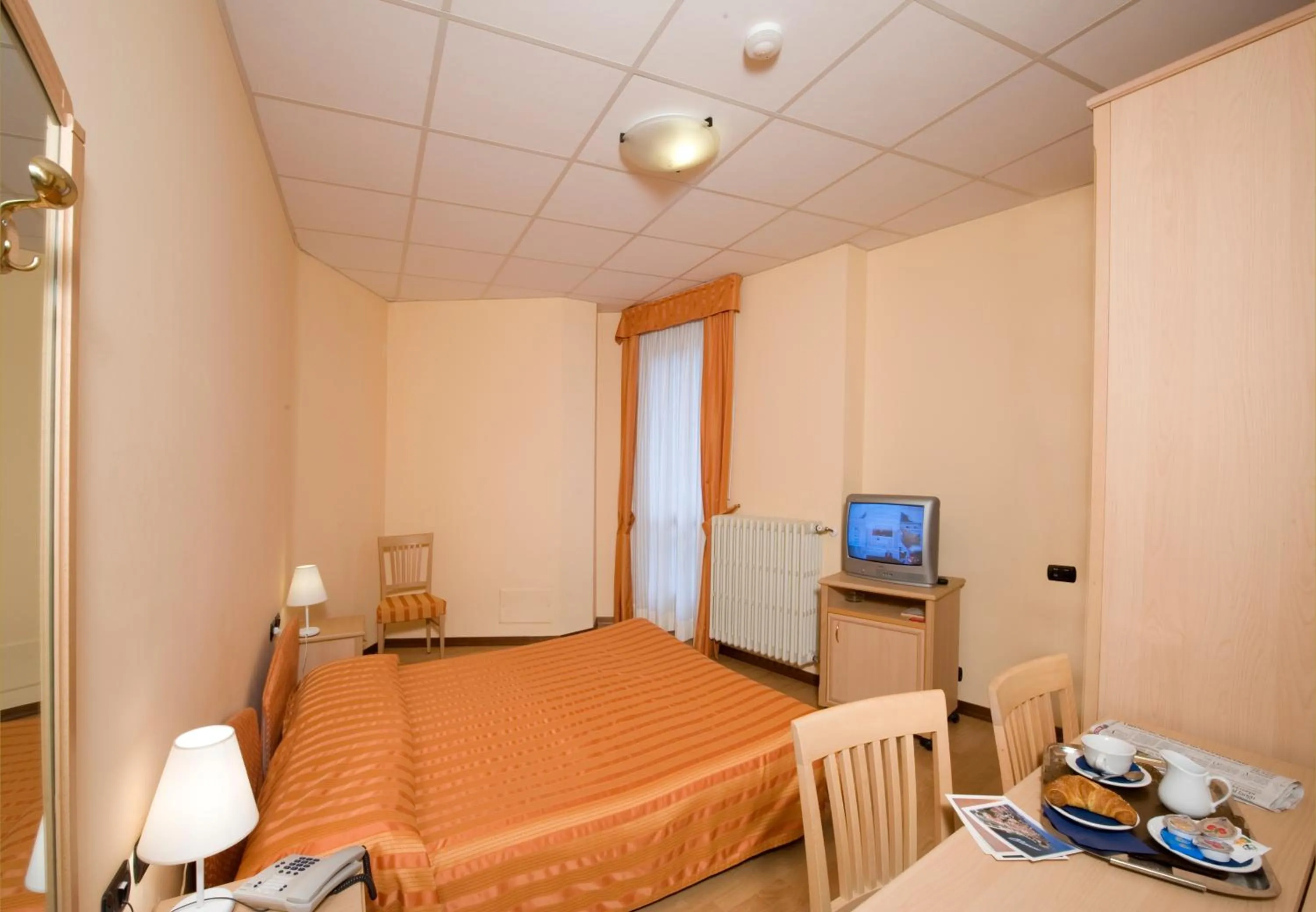 Photo of the whole room, Bed in Hotel Residence Dei Fiori