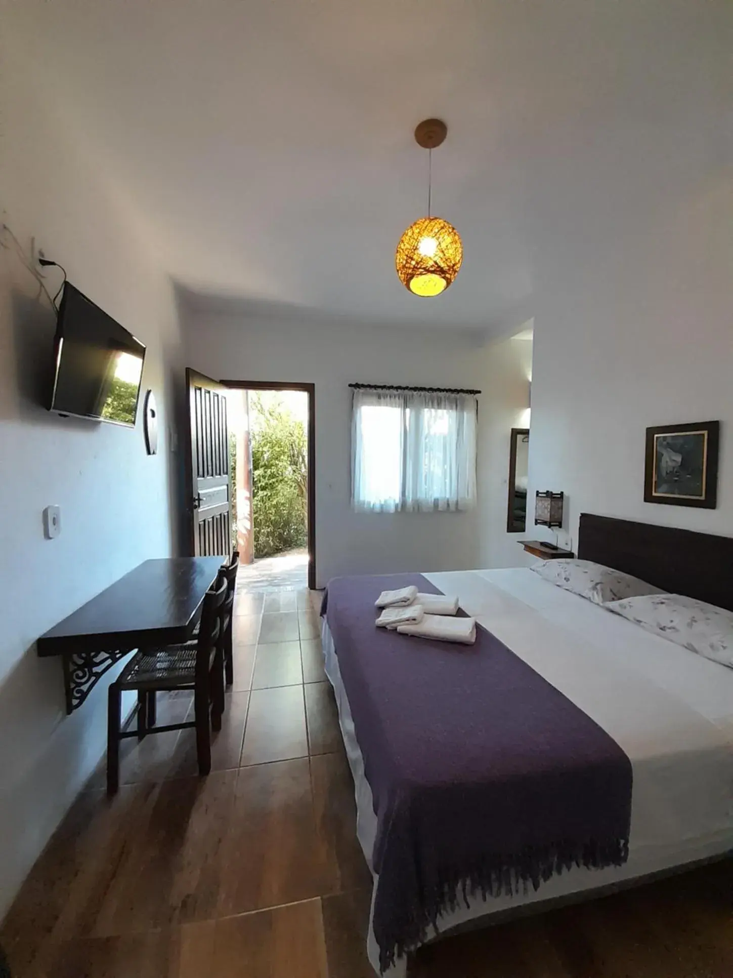 Double or Twin Room with Garden View in Santa Monica Hospedaria Double or Twin Room with Garden View in Santa Monica Hospedaria