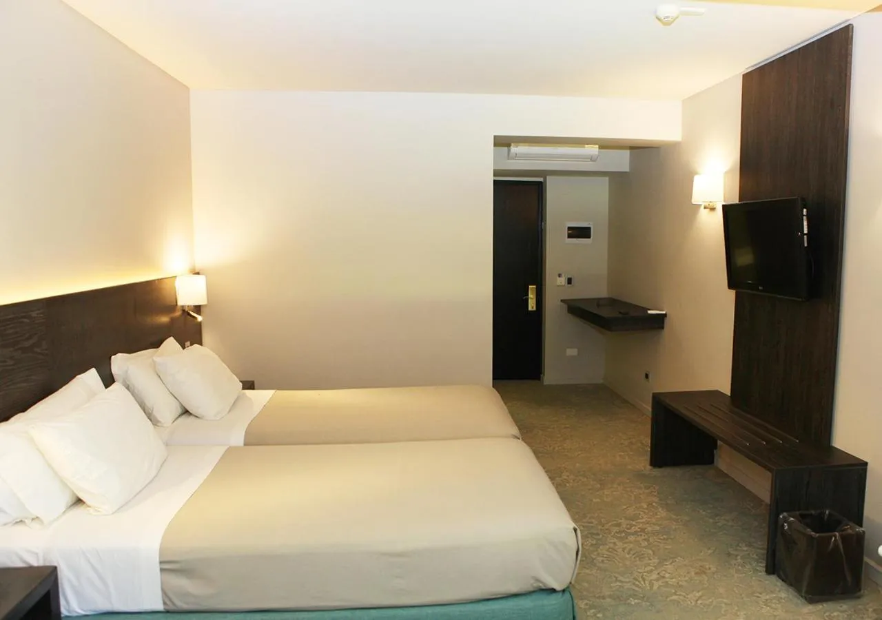 Photo of the whole room, Bed in Hotel Bosque de Reñaca