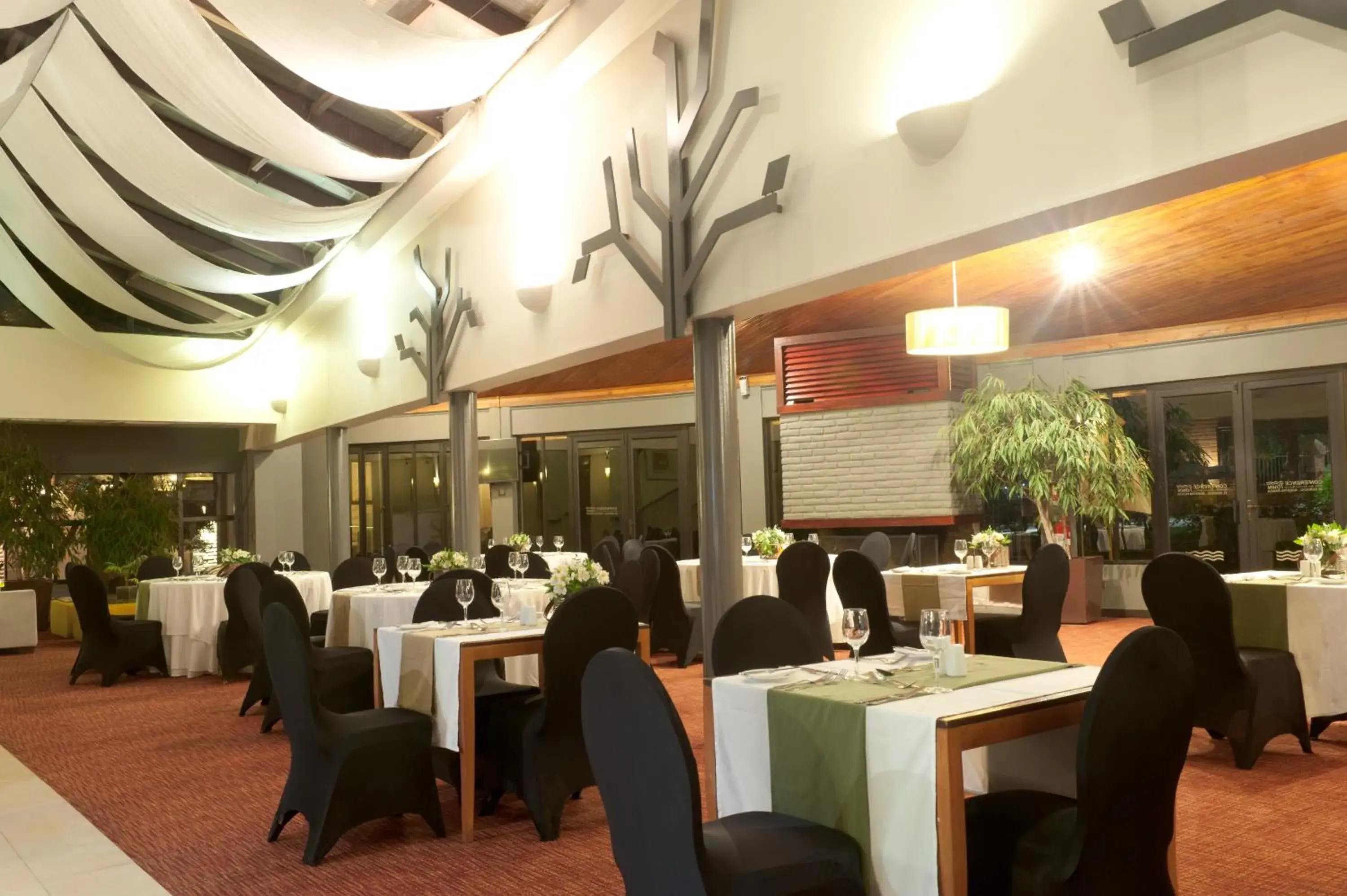 Restaurant/places to eat in Hotel Bosque de Reñaca Restaurant/places to eat in Hotel Bosque de Reñaca