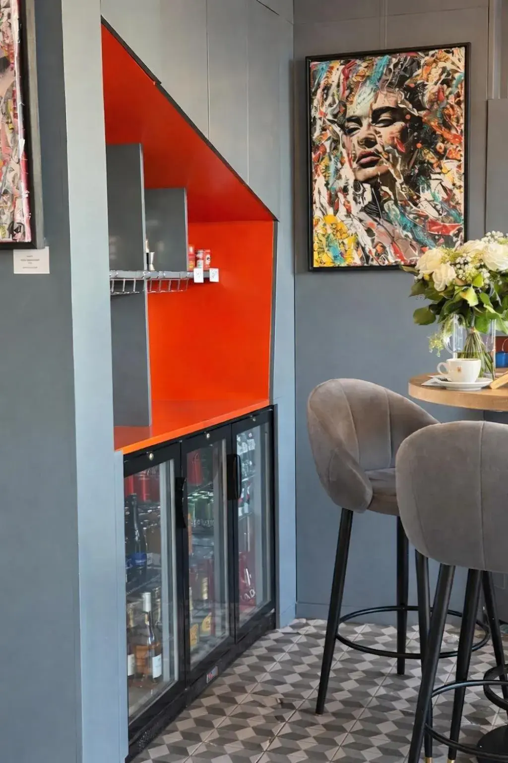 Lounge or bar in Best Western Plus Opéra Batignolles Lounge or bar in Best Western Plus Opéra Batignolles