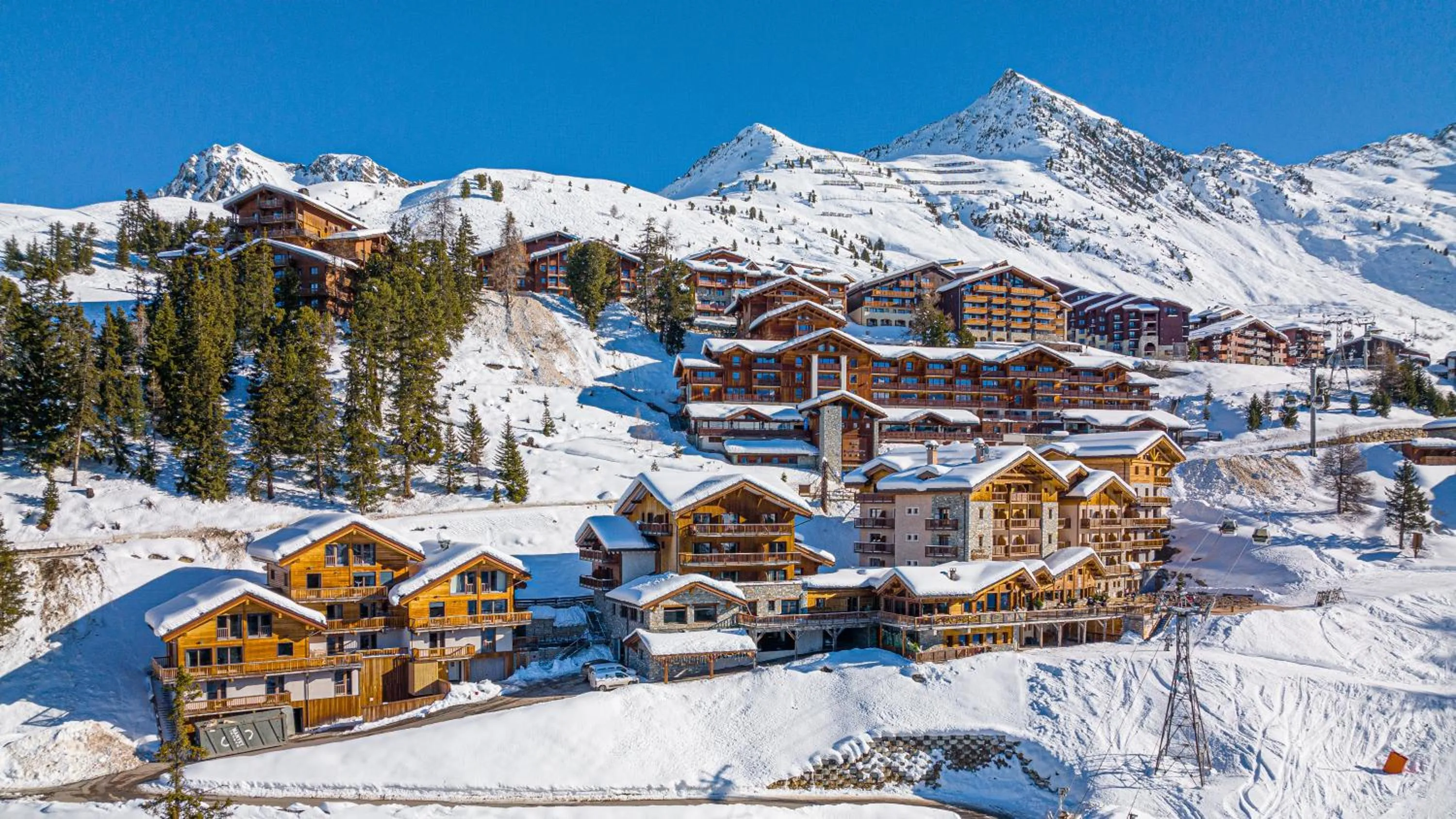 Property building in Hôtel Carlina by Les Etincelles