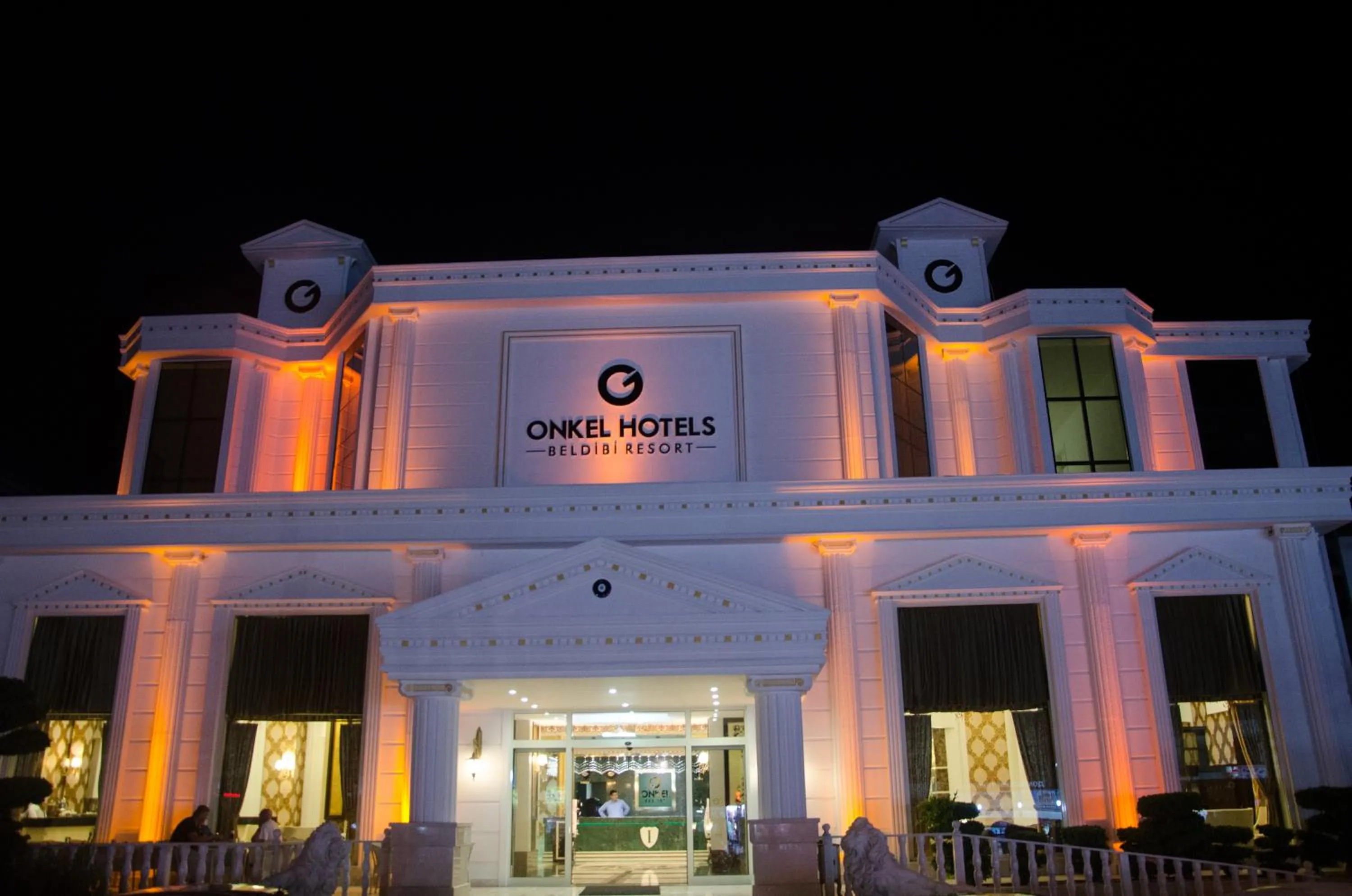 Facade/entrance in Onkel Resort Hotel