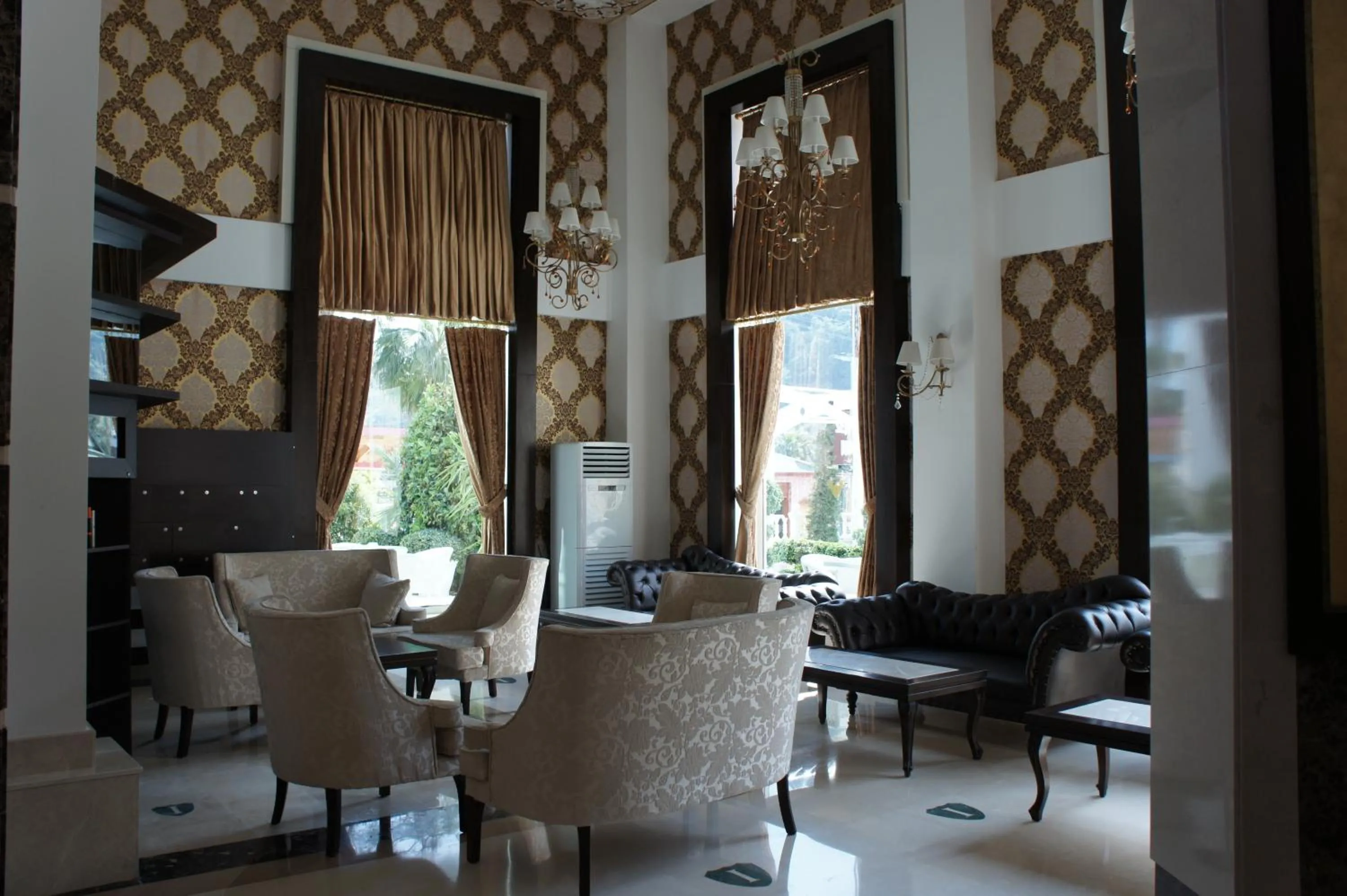 Property building in Onkel Resort Hotel