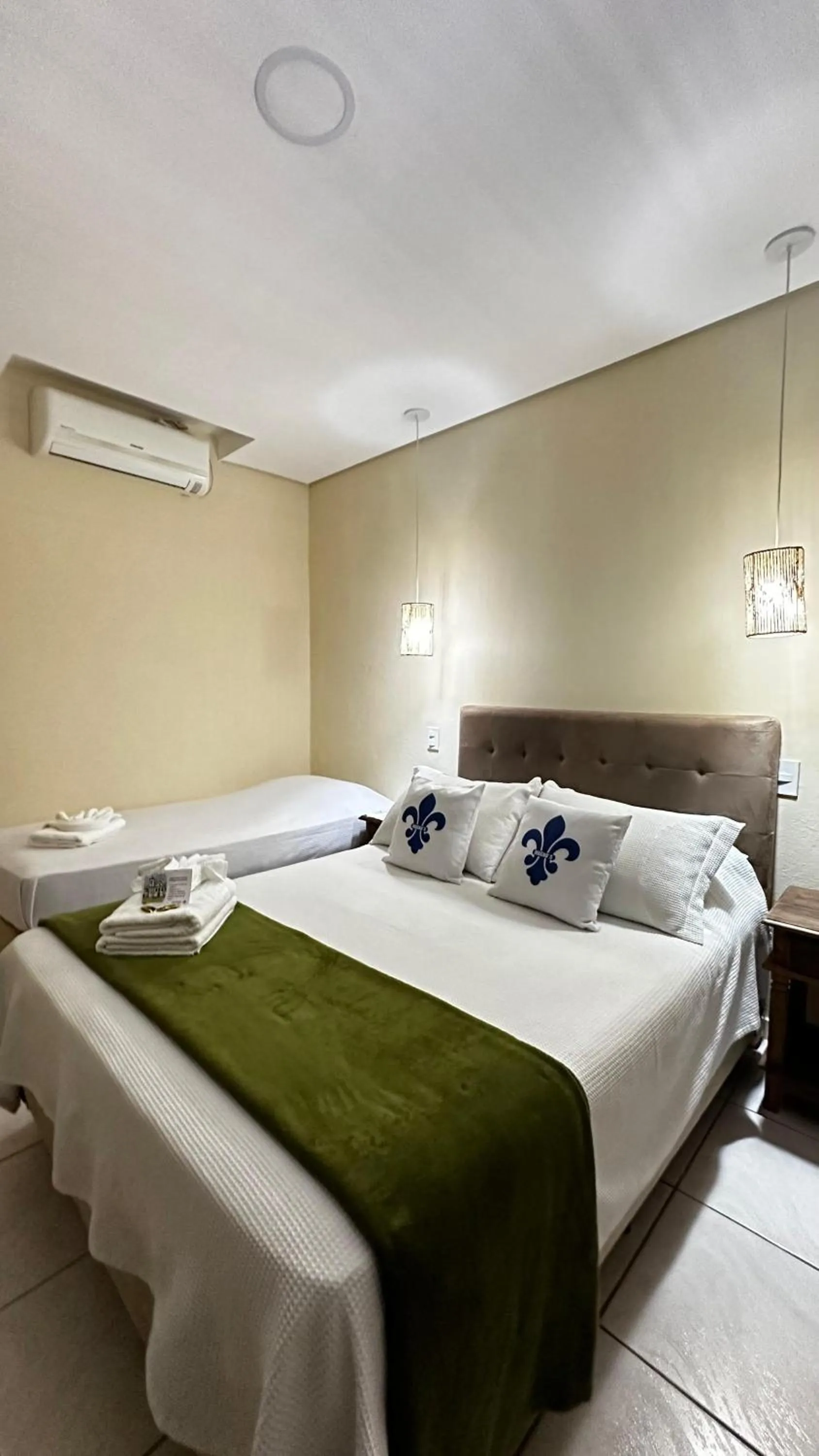 Bed in Magnu´s Pousada