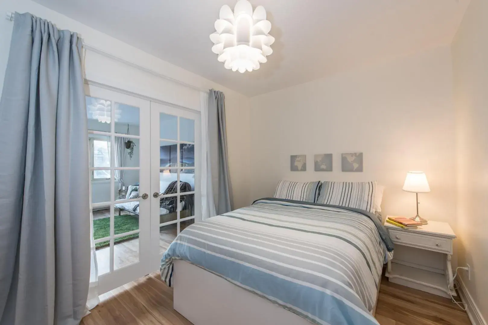 Vacation Home in Gite du Survenant Montreal Vacation Home in Gite du Survenant Montreal