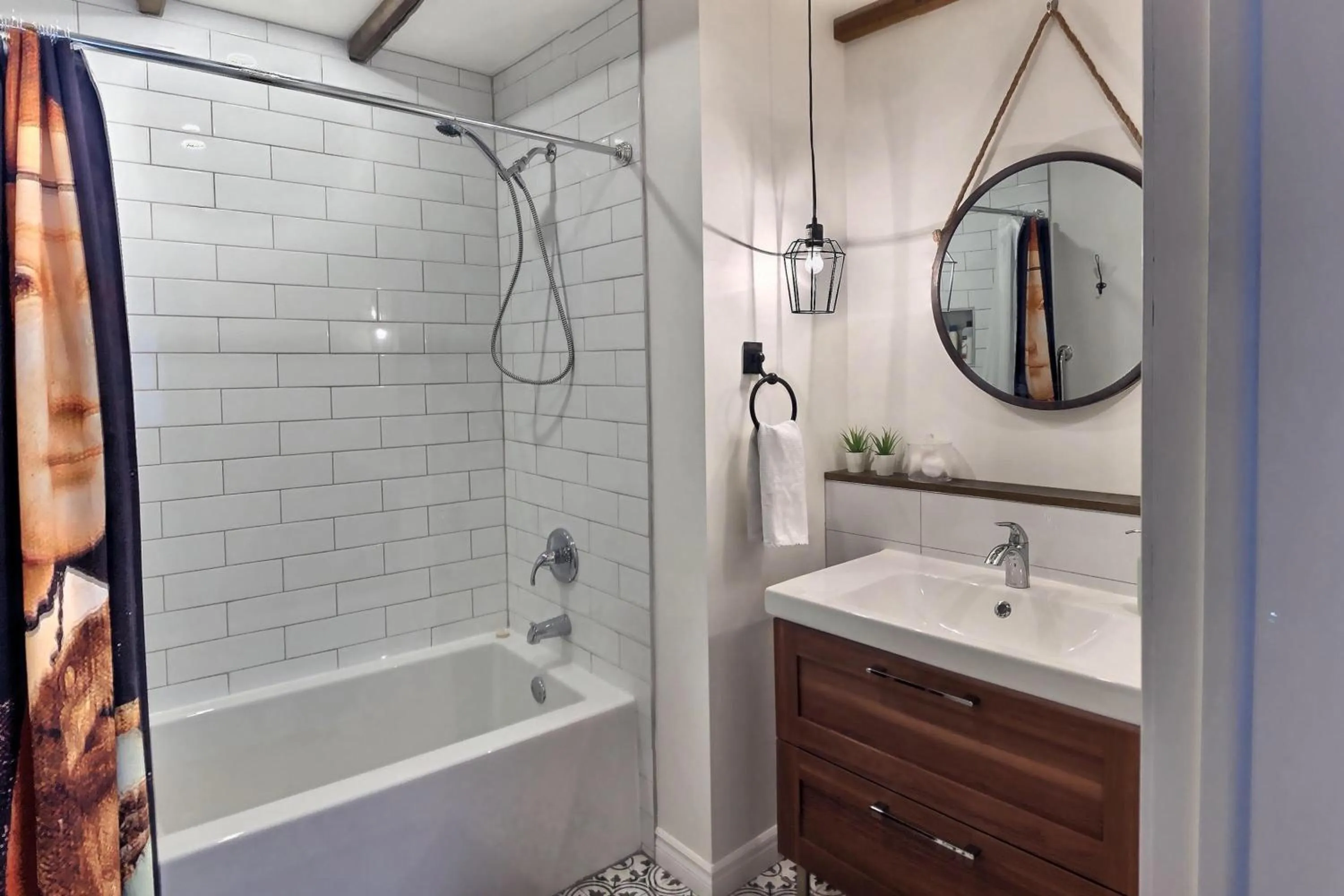 Shower in Gite du Survenant Montreal