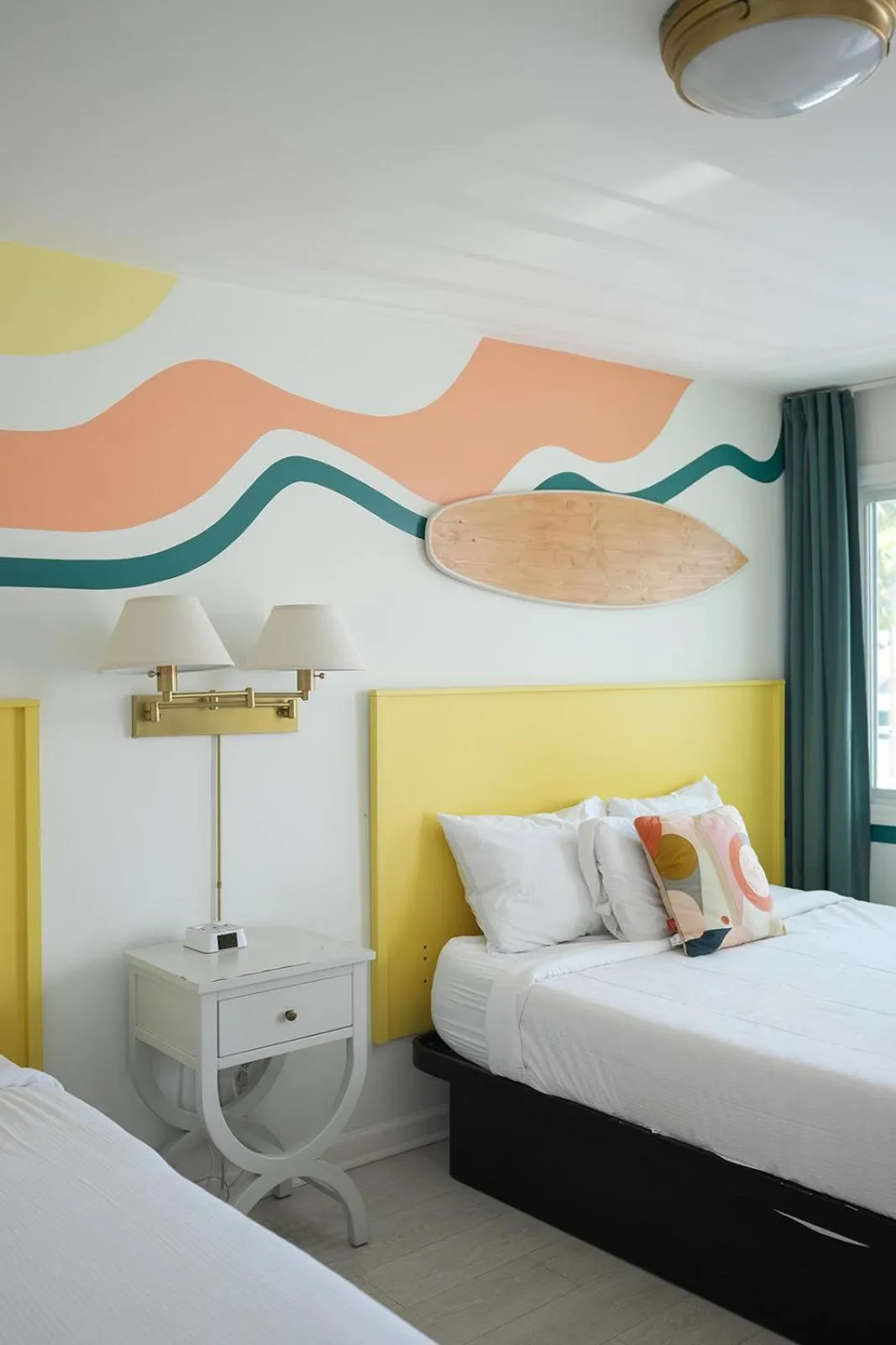 Bed in Royal Palms Motel