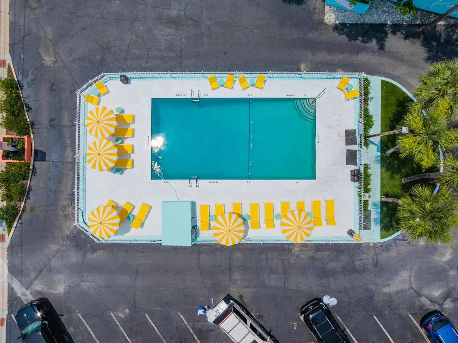 Bird's eye view in Royal Palms Motel