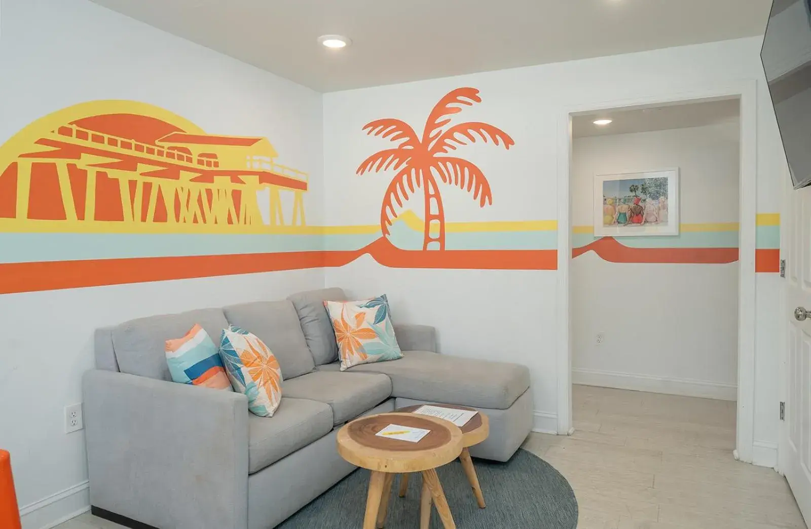 Executive Suite in Royal Palms Motel Executive Suite in Royal Palms Motel