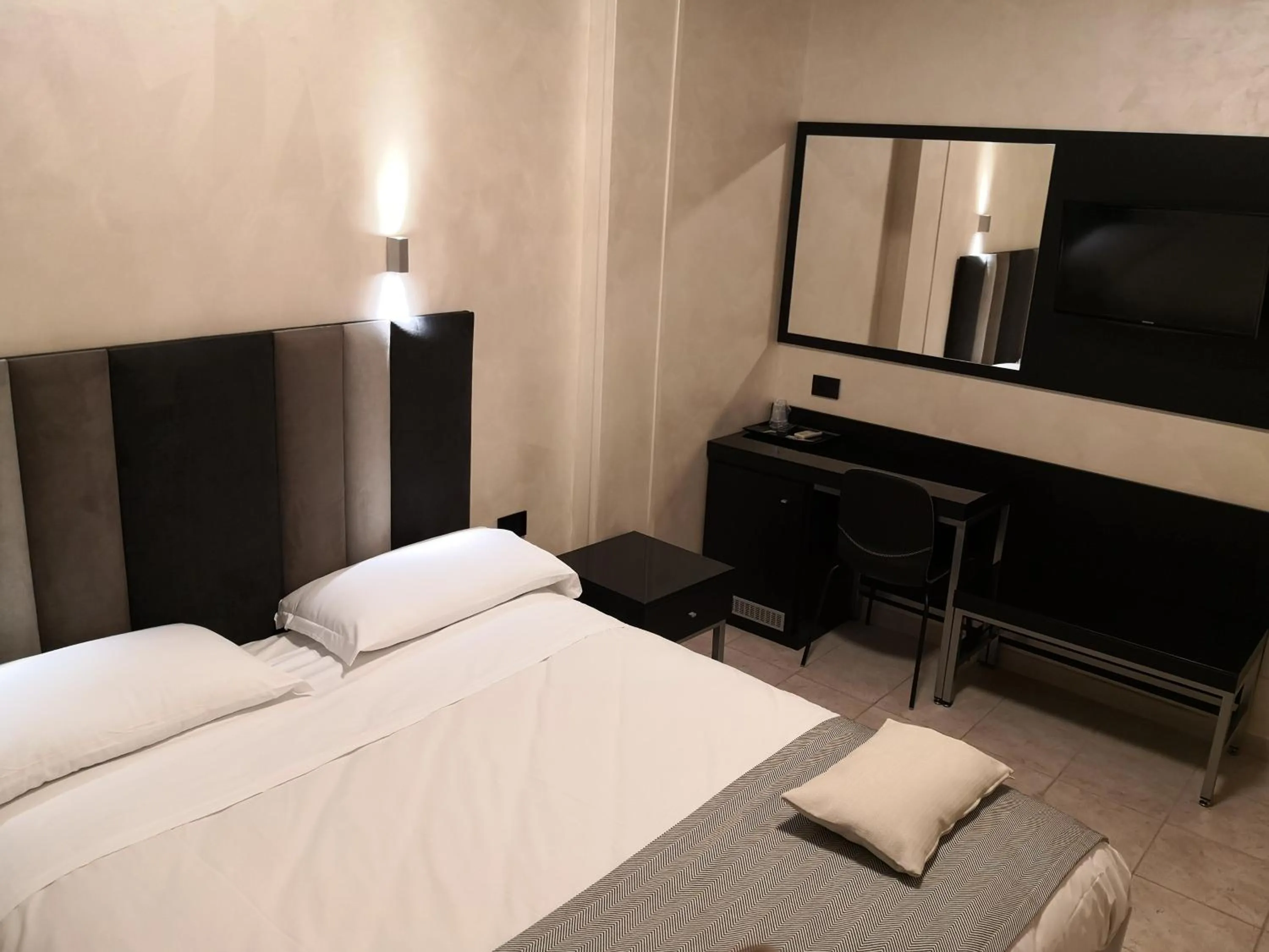 Bedroom, Bed in Hotel Rimini