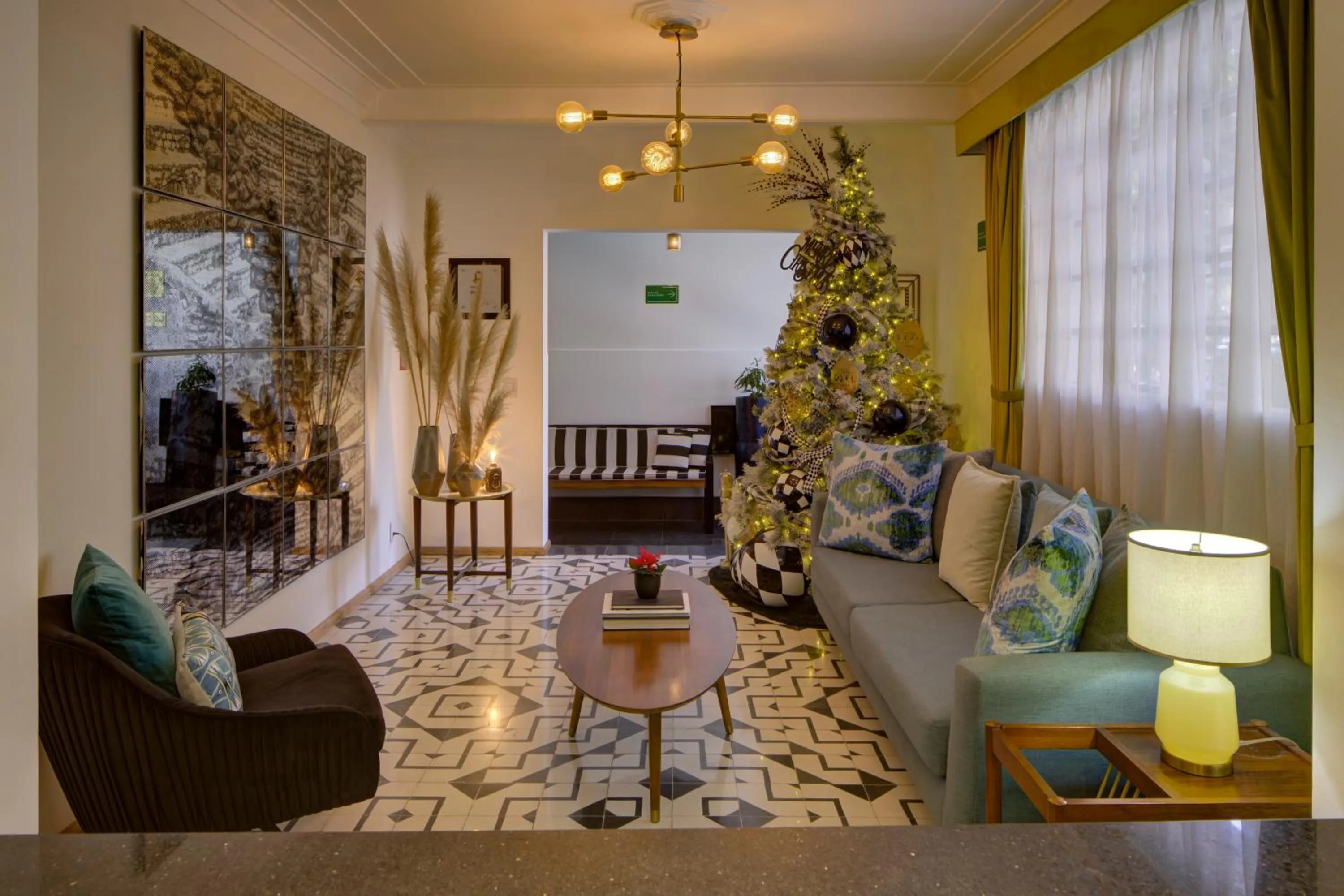 Living room in Casa Decu