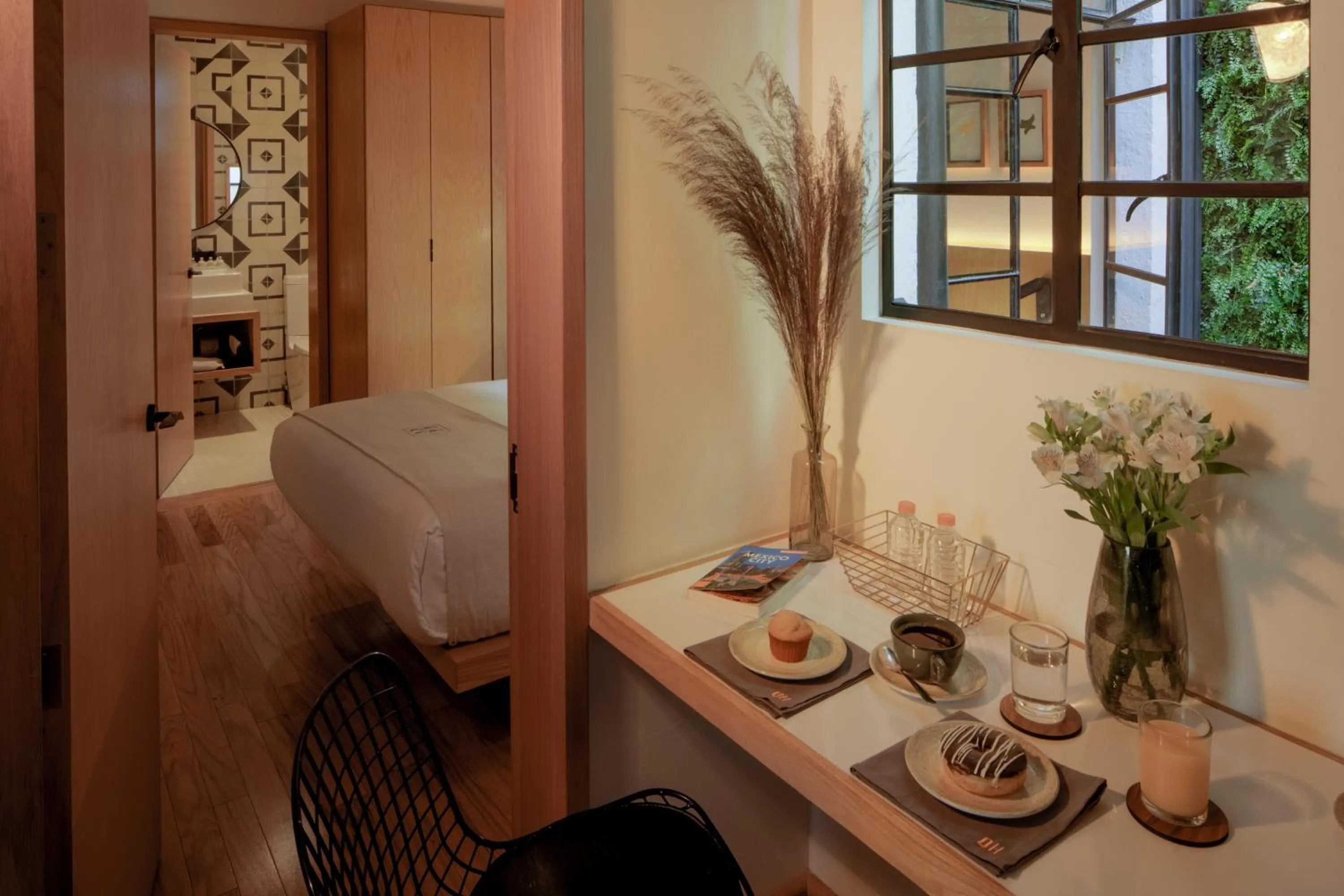 Photo of the whole room in Casa Decu