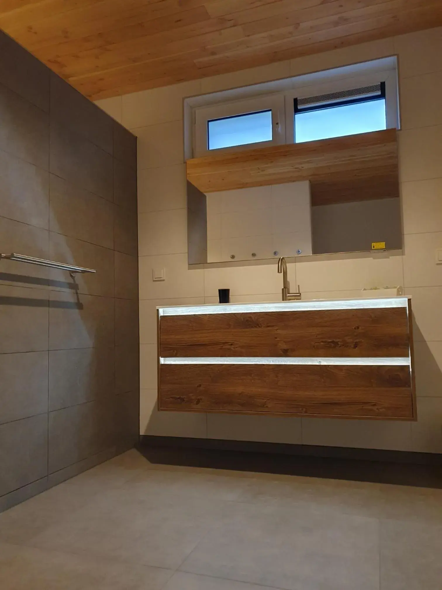 Deluxe Double Room in BenB Zuidoord Deluxe Double Room in BenB Zuidoord