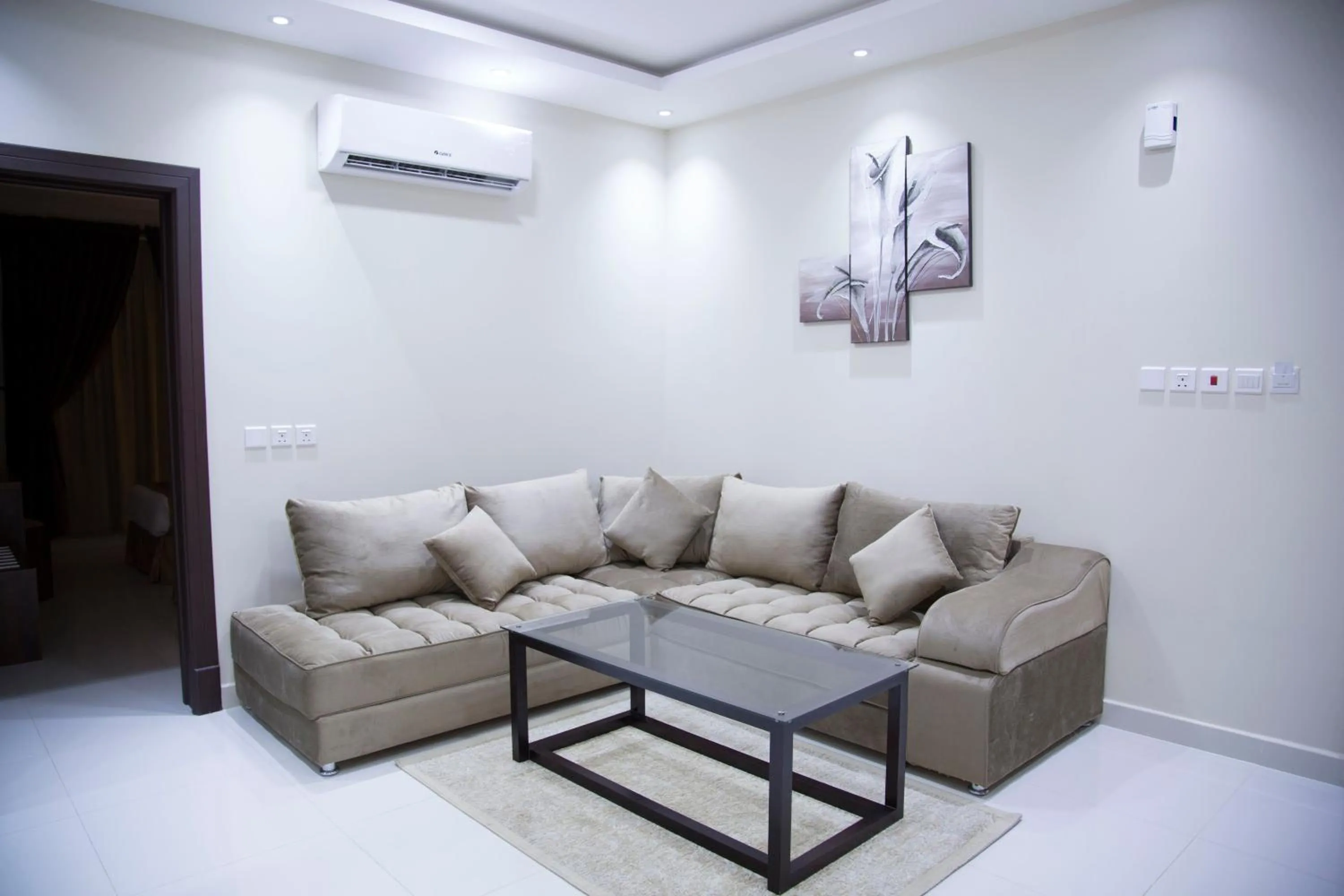 شقق الحرير للشقق المخدومة الإقتصادية