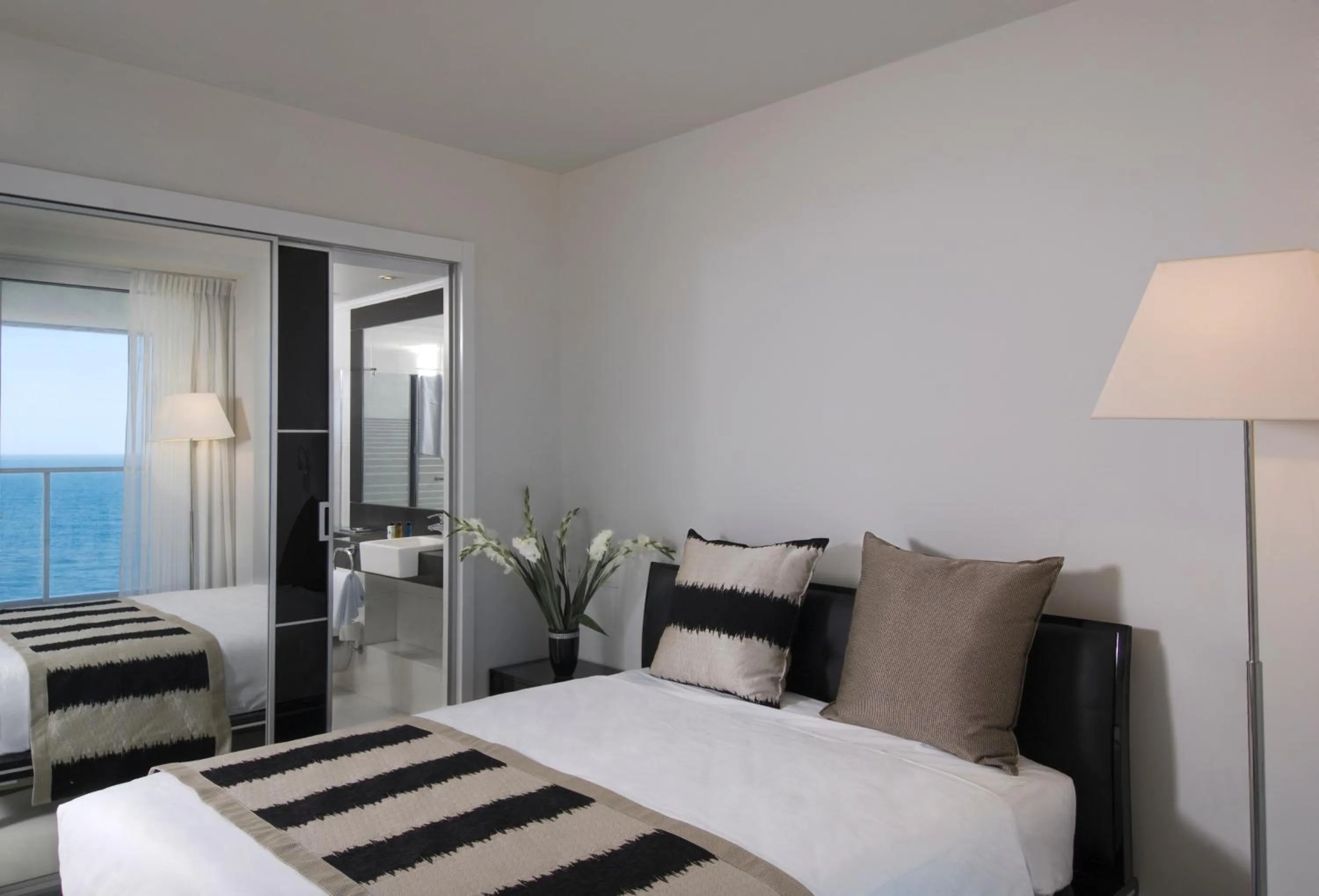 Bedroom, Bed in Island Luxurious Suites Hotel and Spa