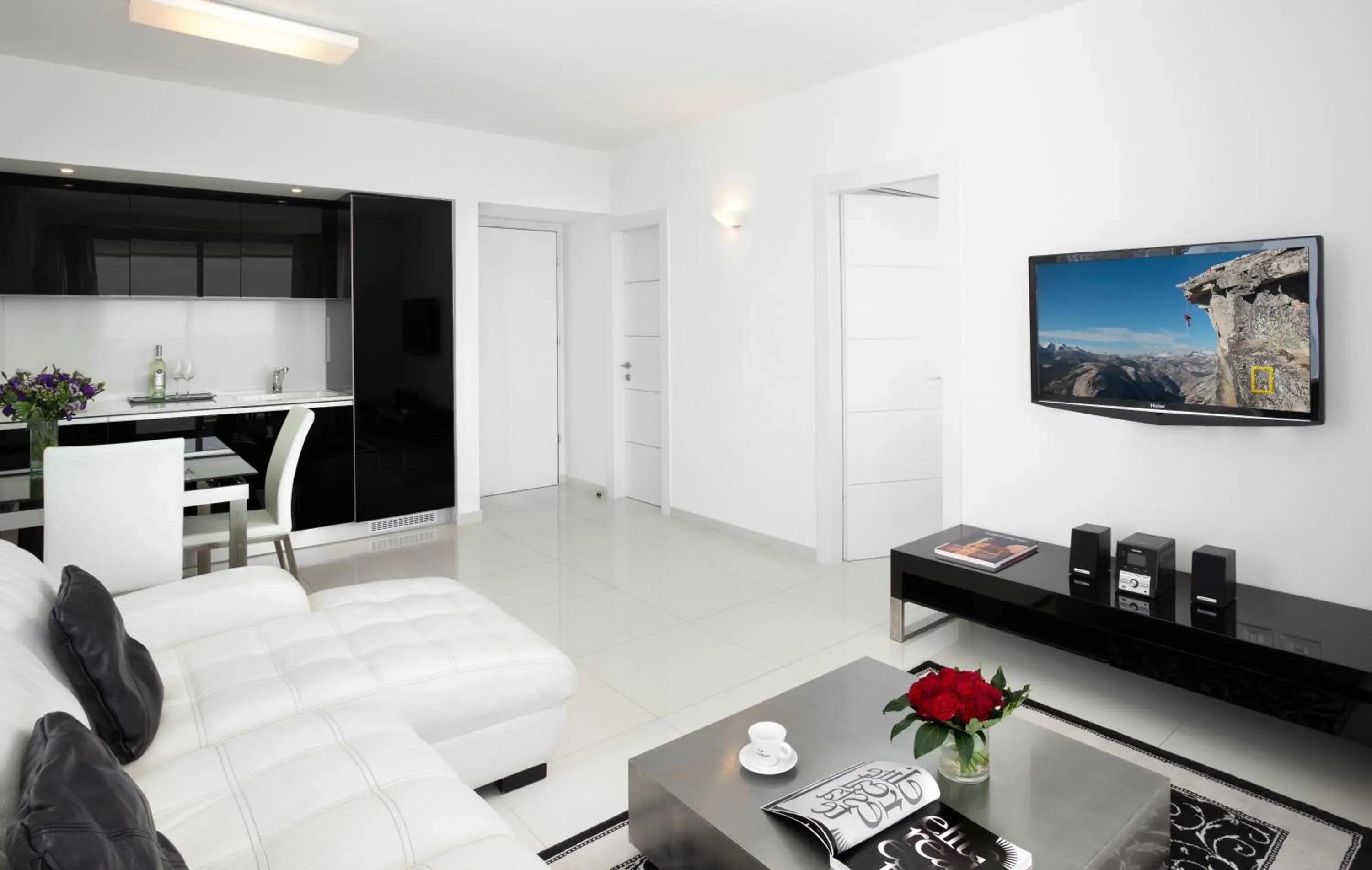 Executive Suite with Balcony and Sea View in Island Luxurious Suites Hotel and Spa Executive Suite with Balcony and Sea View in Island Luxurious Suites Hotel and Spa