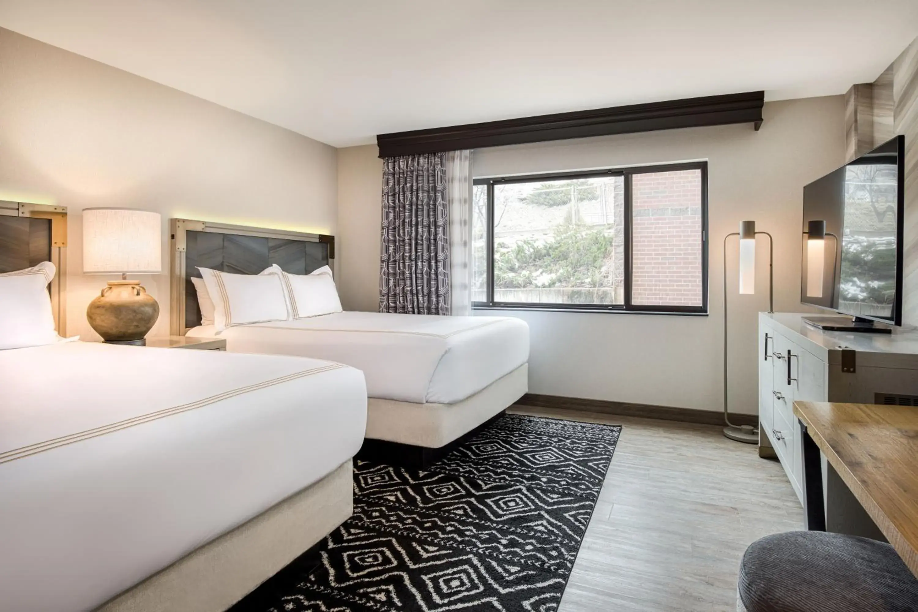Lodge: Basic Double Queen in Glenwood Hot Springs Resort Lodge: Basic Double Queen in Glenwood Hot Springs Resort