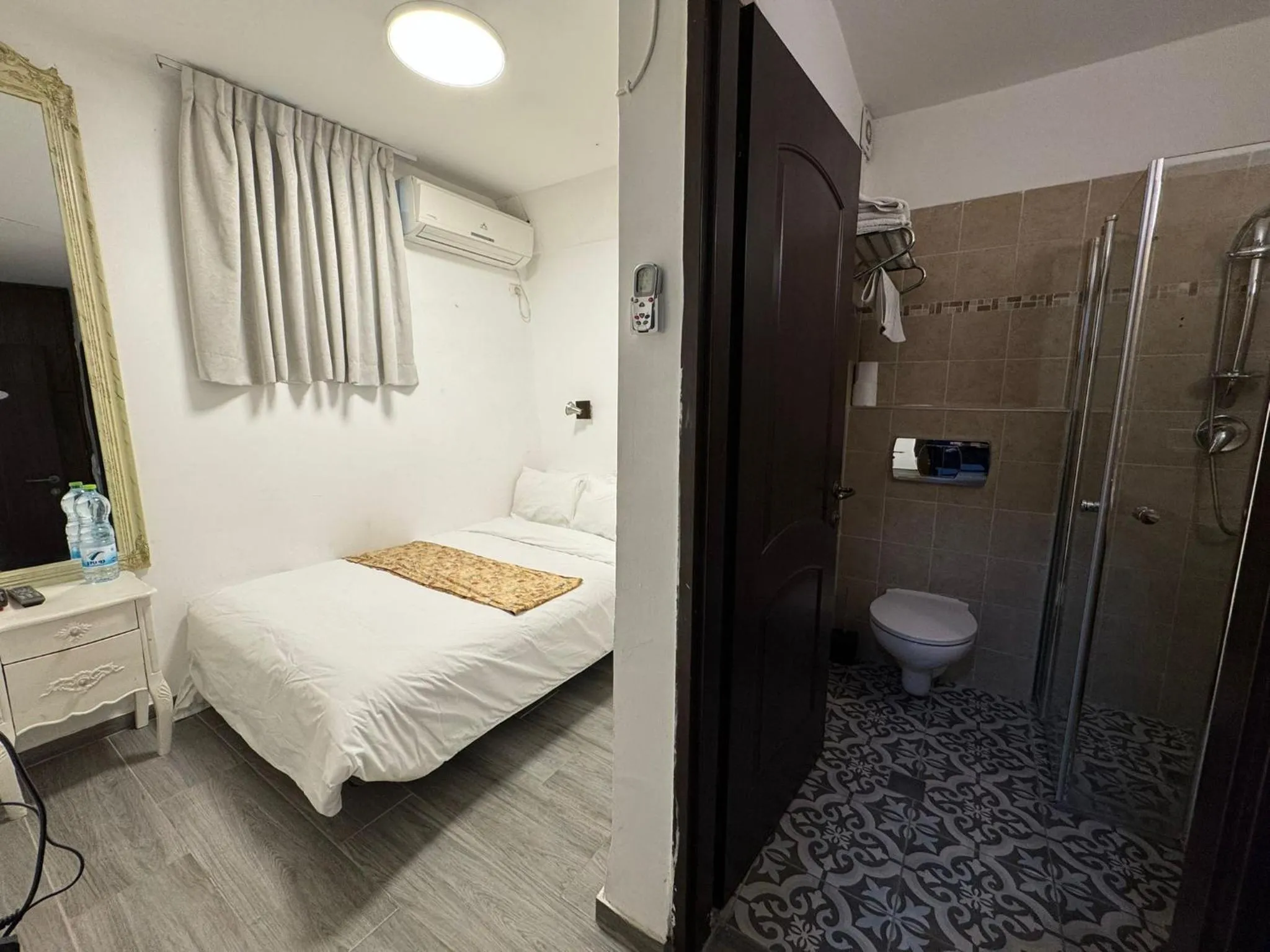 Shower, Bed in Shirat Hayam Boutique Hotel