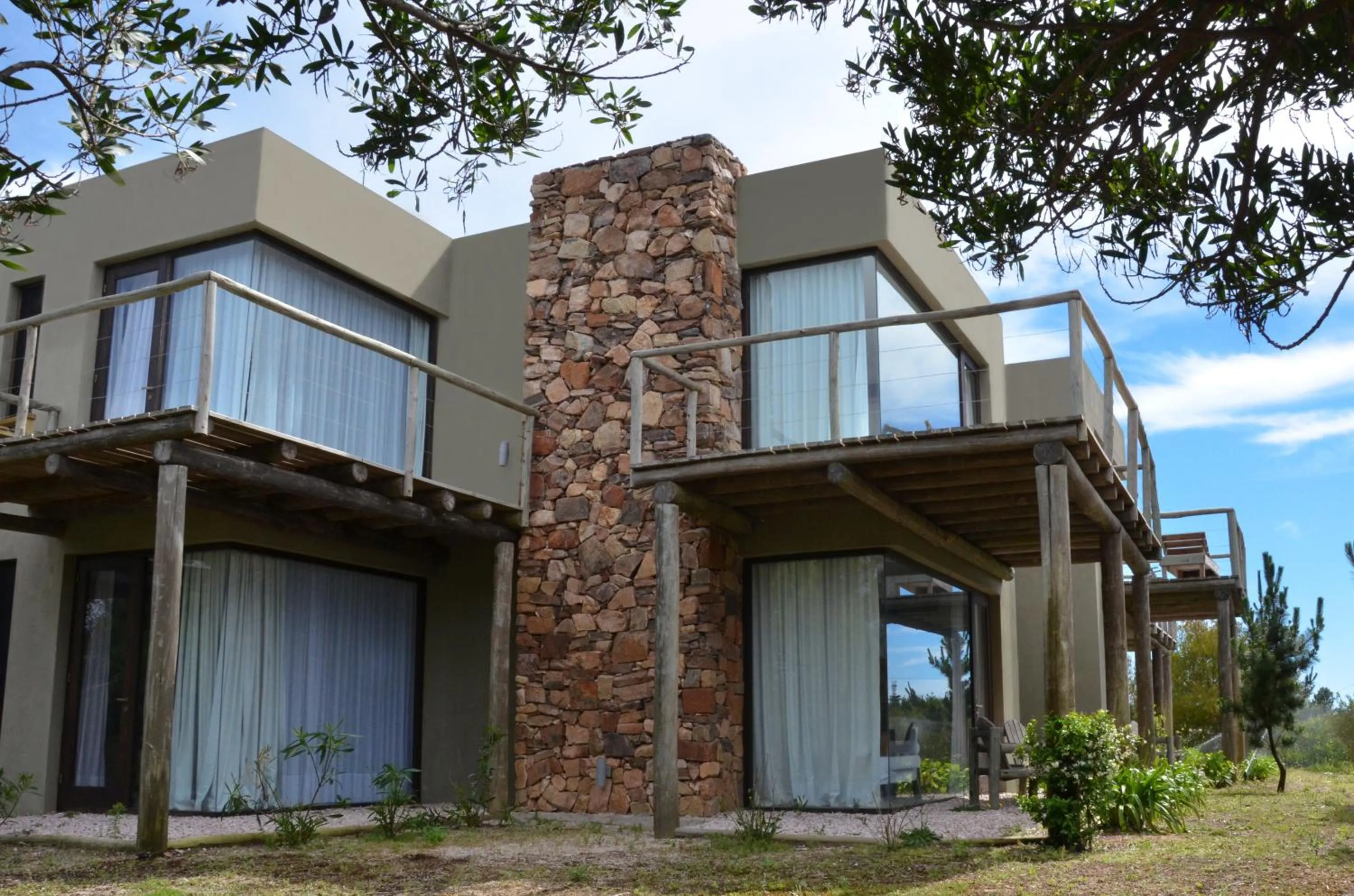 Facade/entrance in Casa Suaya