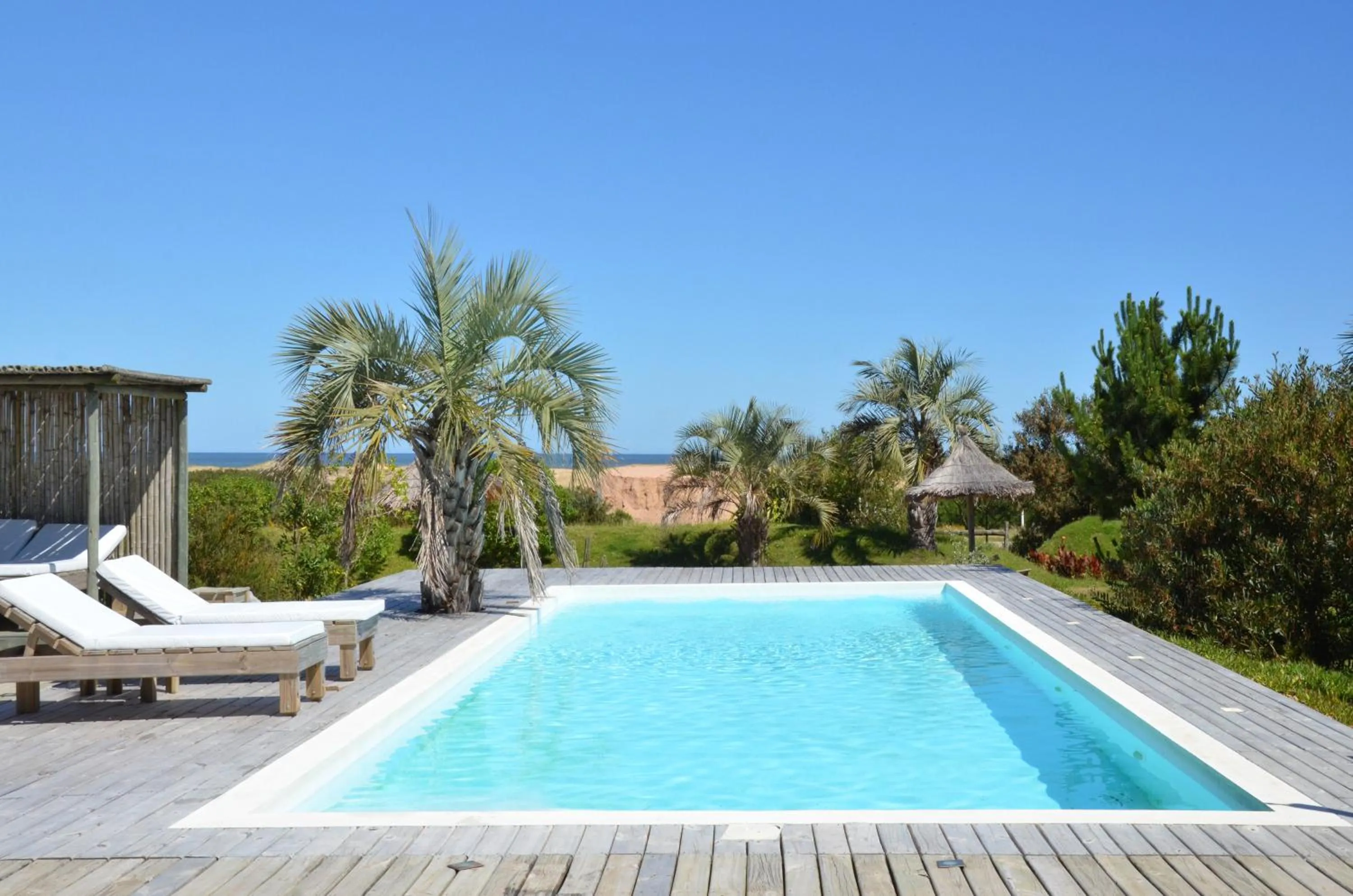 Swimming pool in Casa Suaya