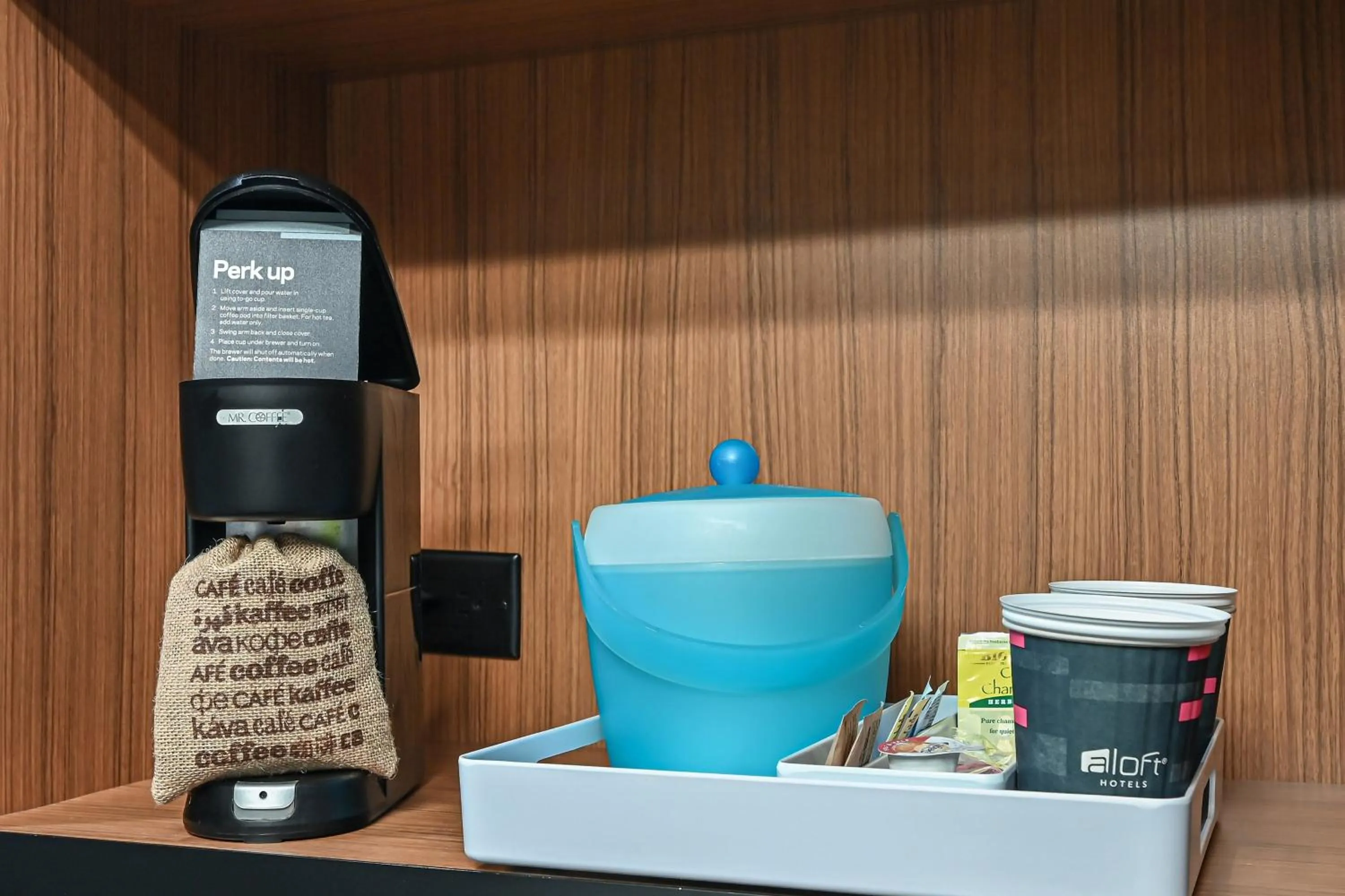 Photo of the whole room in Aloft Charleston Airport and Convention Center