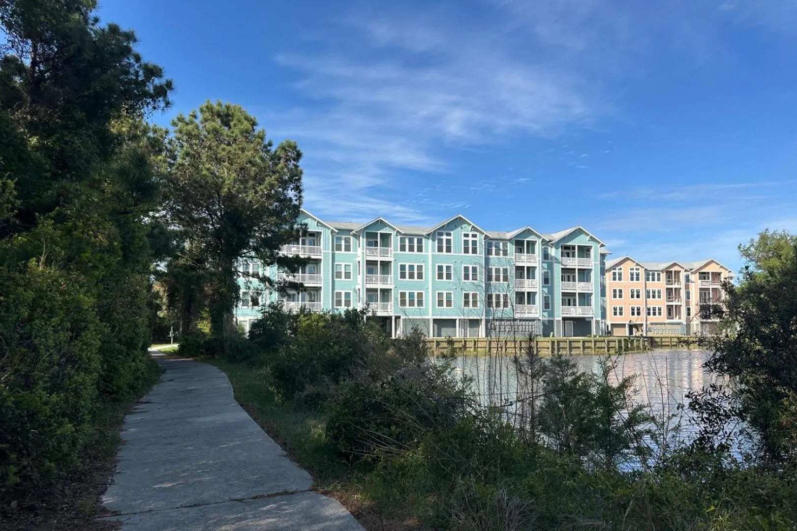 Natural landscape in Hamilton Cay at Bermuda Bay by Kees Vacations