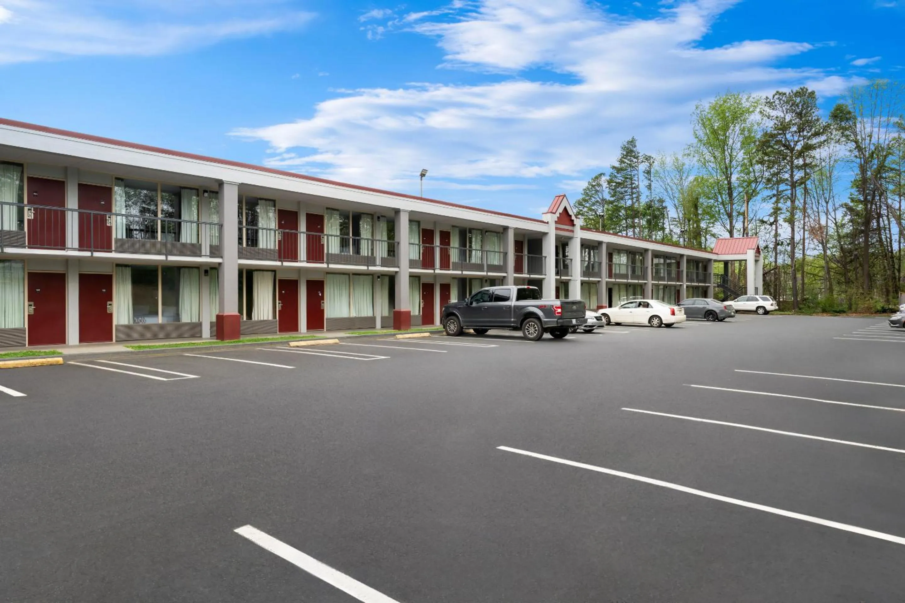 Property building in Red Roof Inn Charlotte - Airport