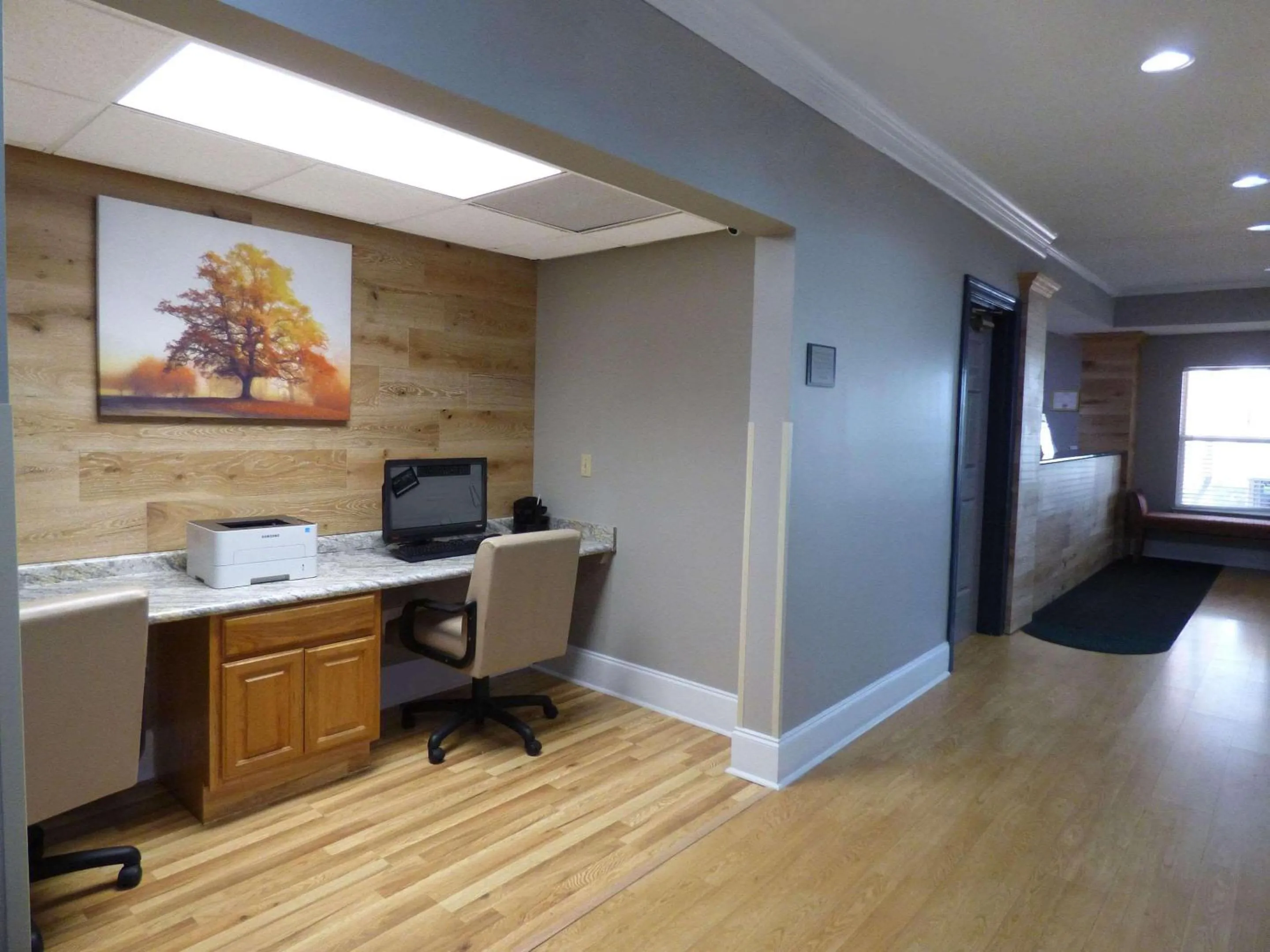 Business facilities in Country Inn & Suites by Radisson, Biloxi-Ocean Springs, MS