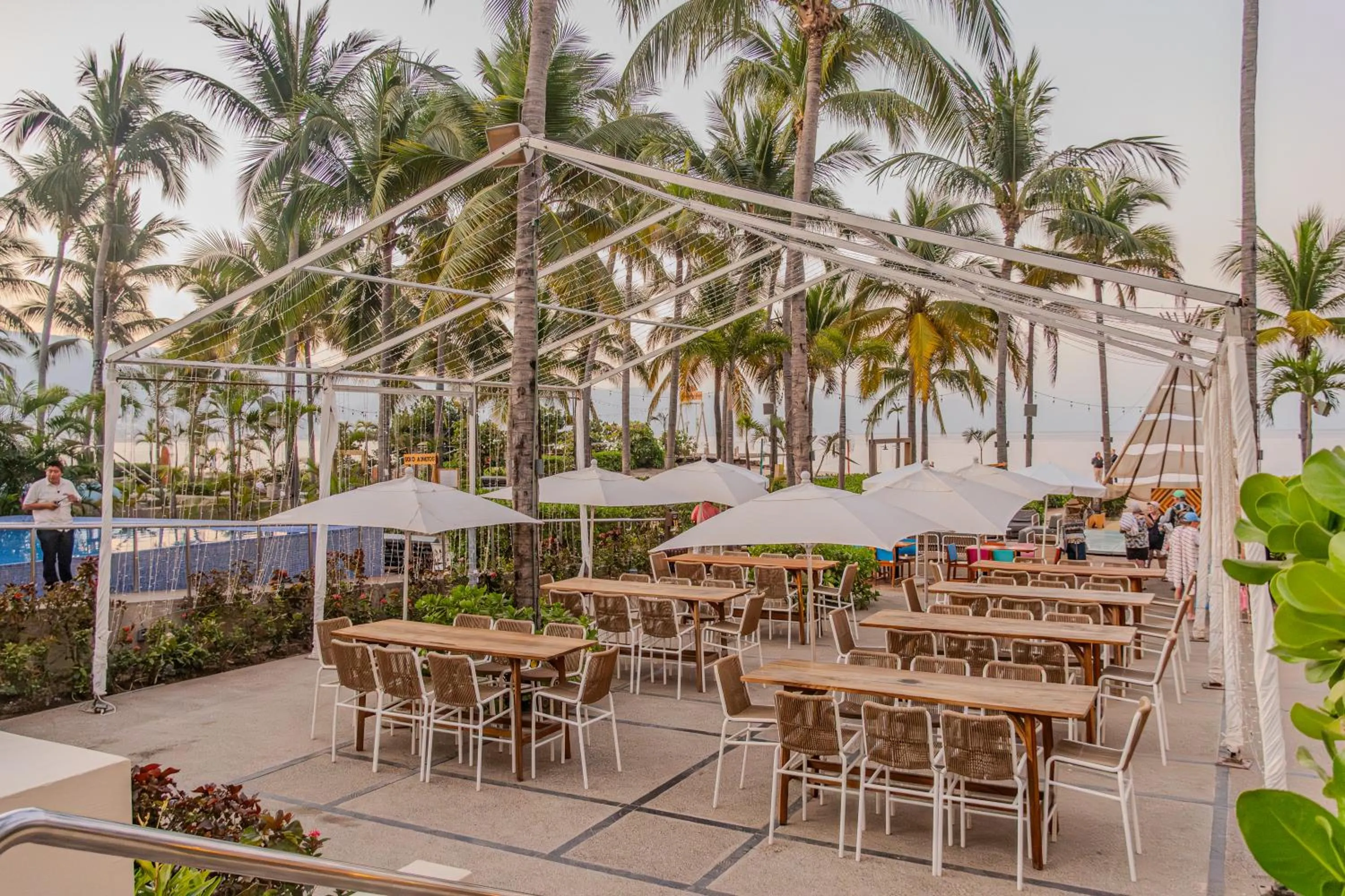 Area and facilities in Friendly Fun Vallarta Different Experiences - All Inclusive