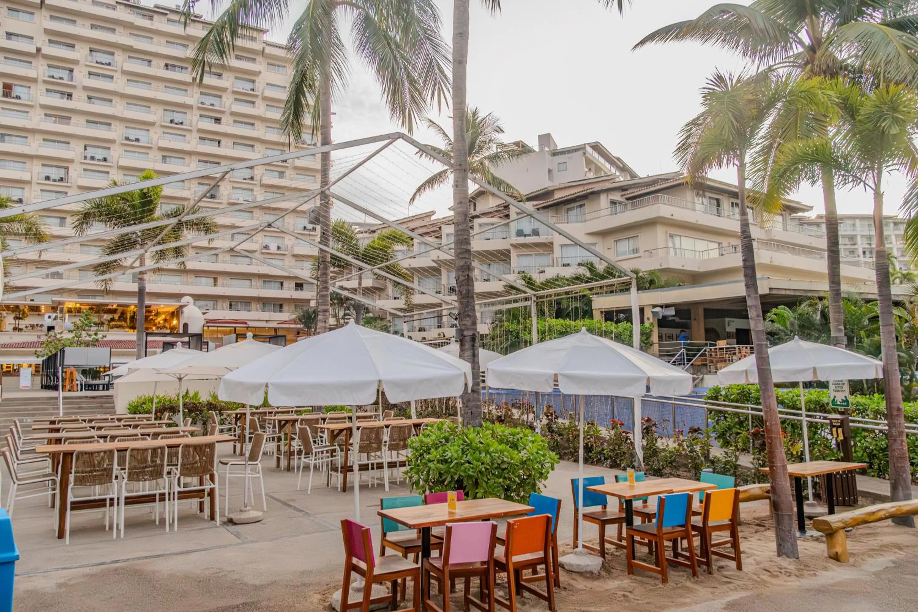 Area and facilities in Friendly Fun Vallarta Different Experiences - All Inclusive