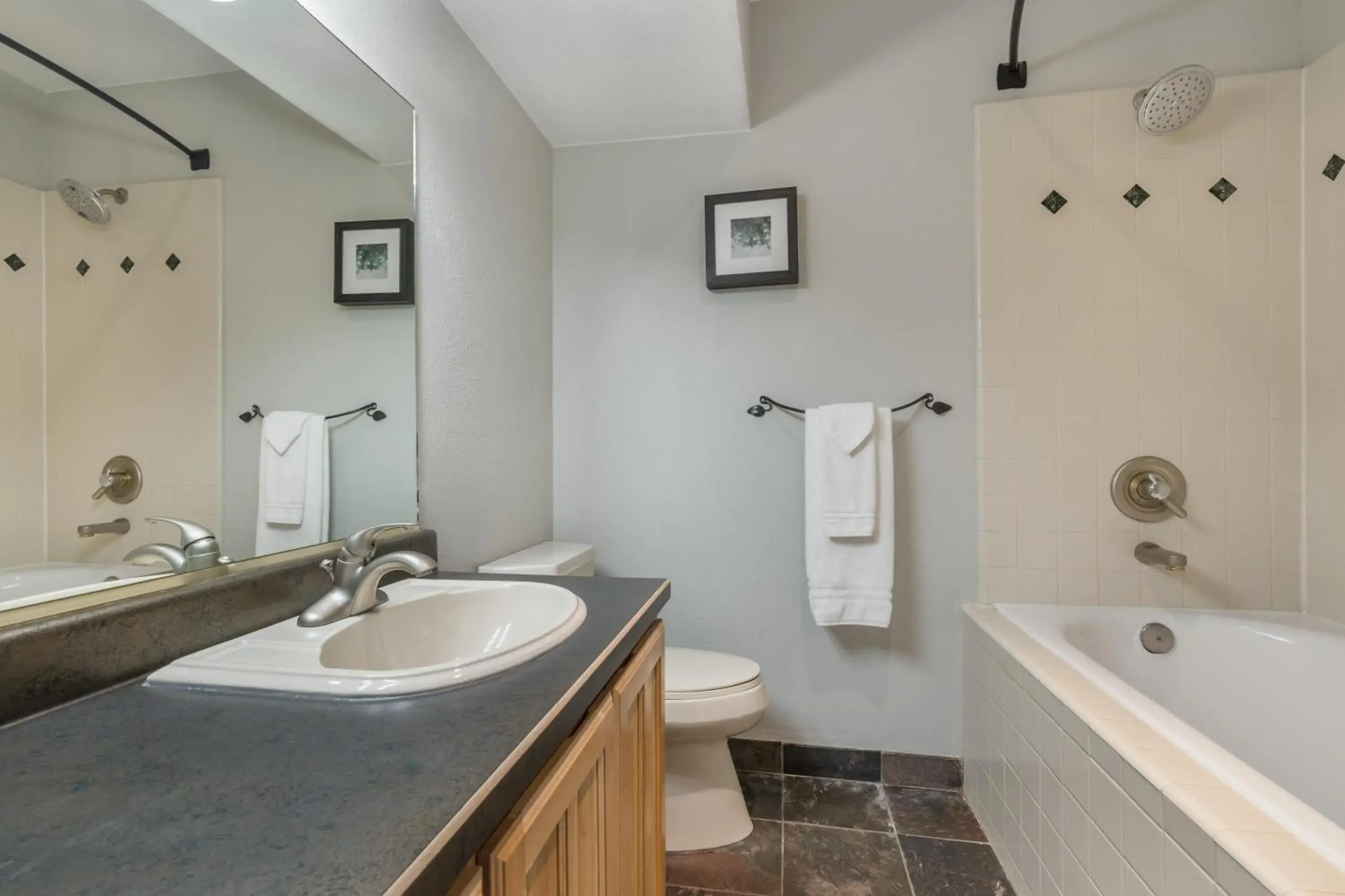 Bathroom in Hilton Vacation Club Cedar Breaks Brian Head Bathroom in Hilton Vacation Club Cedar Breaks Brian Head