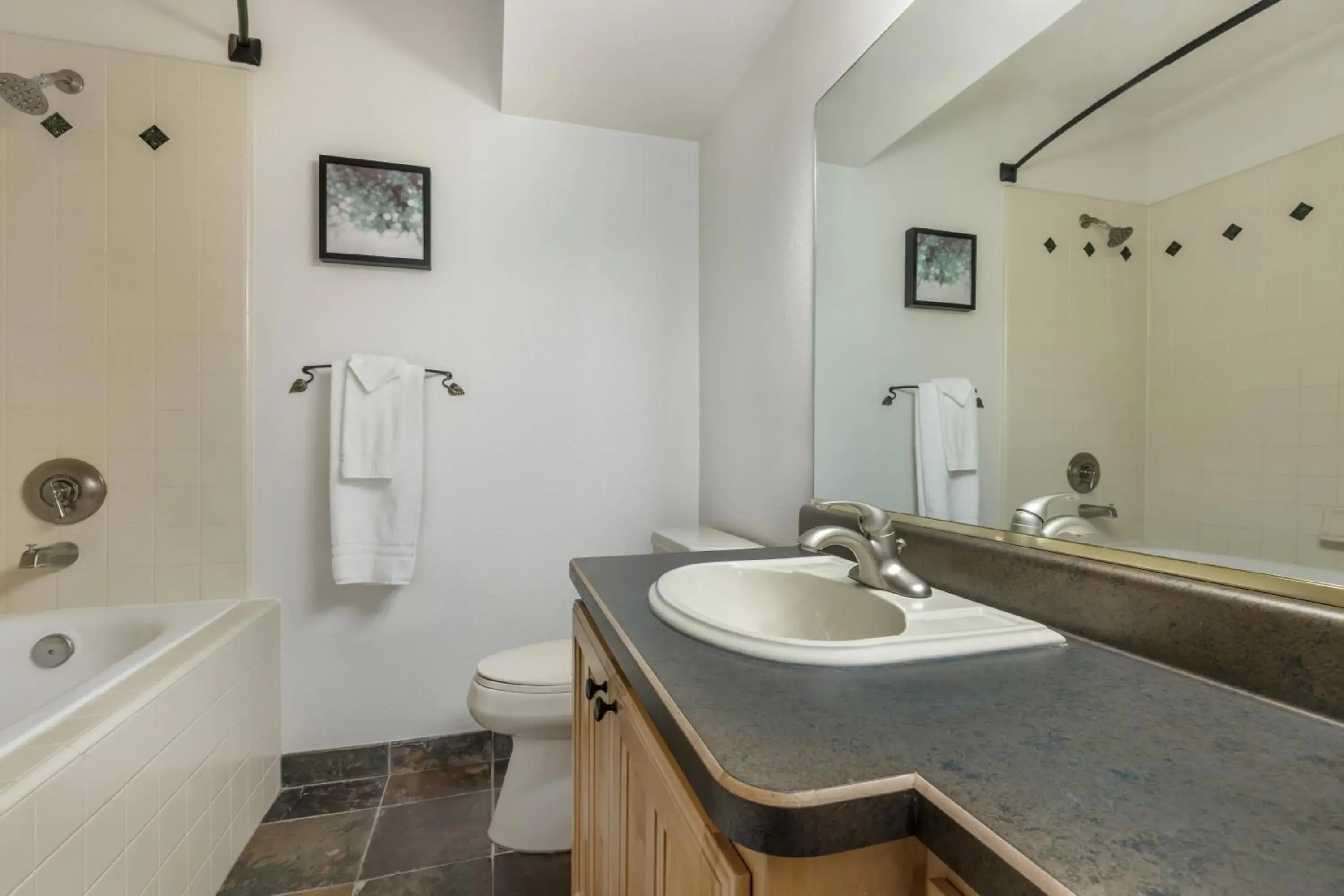 Bathroom in Hilton Vacation Club Cedar Breaks Brian Head Bathroom in Hilton Vacation Club Cedar Breaks Brian Head