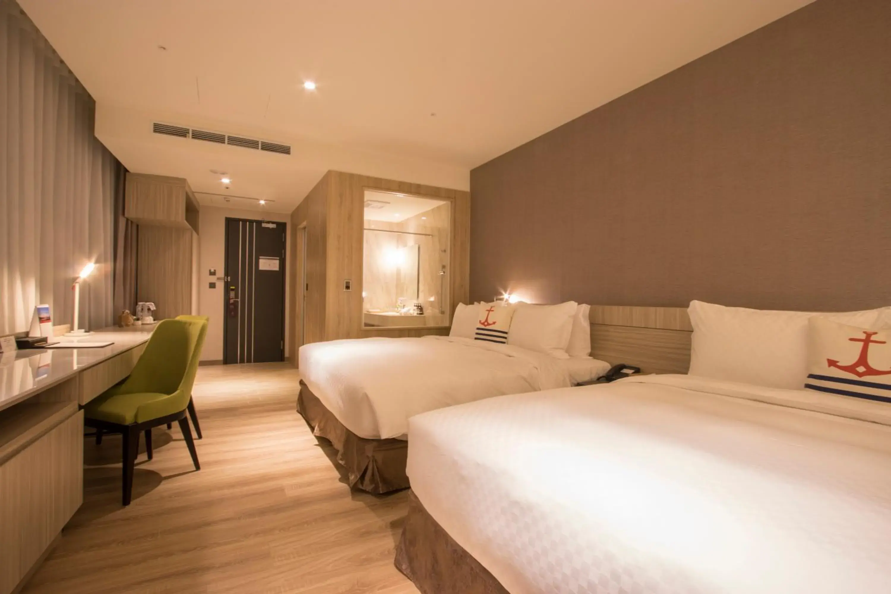 Photo of the whole room, Bed in AJ Hotel Hsinchu Photo of the whole room, Bed in AJ Hotel Hsinchu