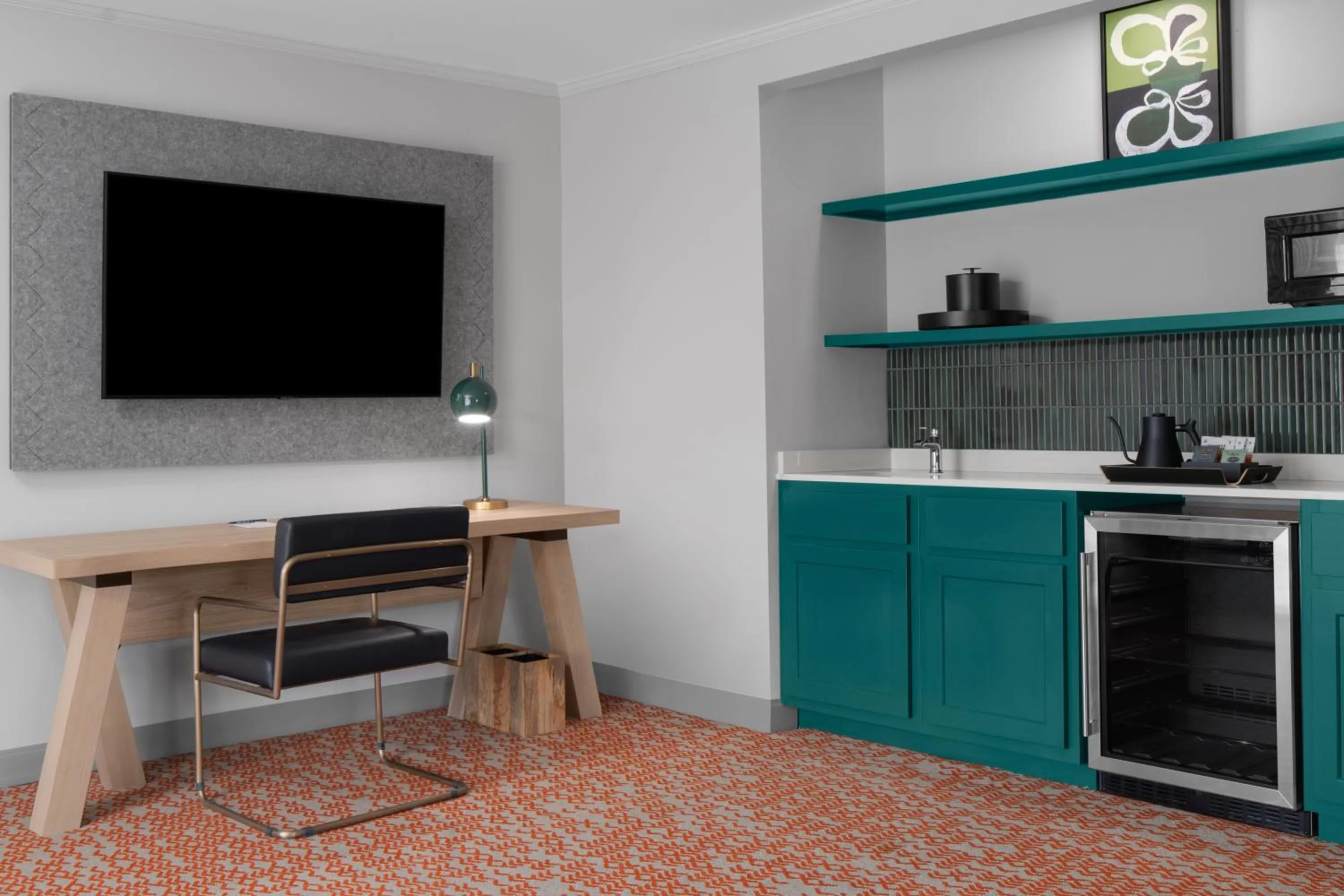 TV and multimedia in Valley River Inn