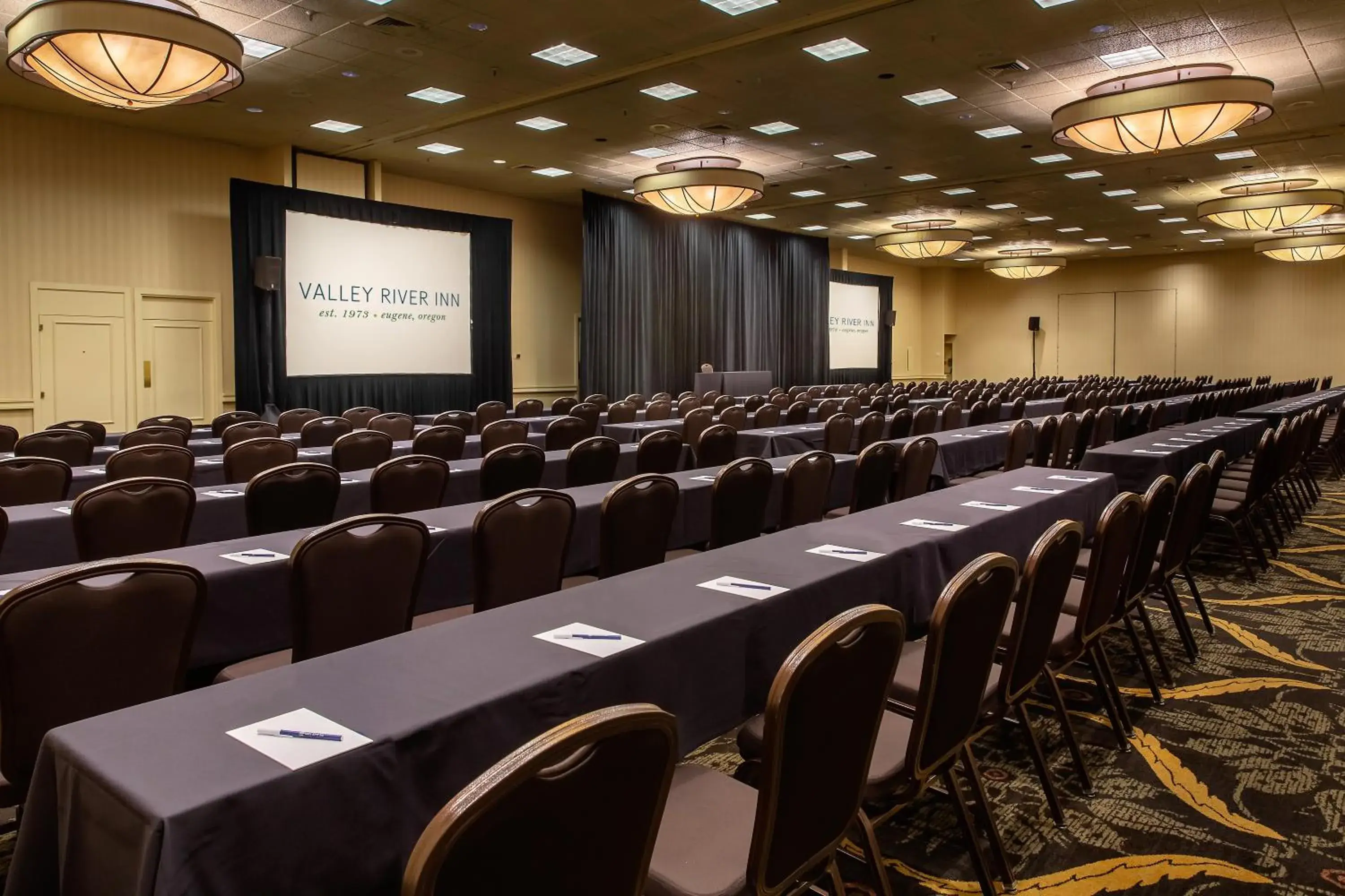 Business facilities in Valley River Inn Eugene/Springfield