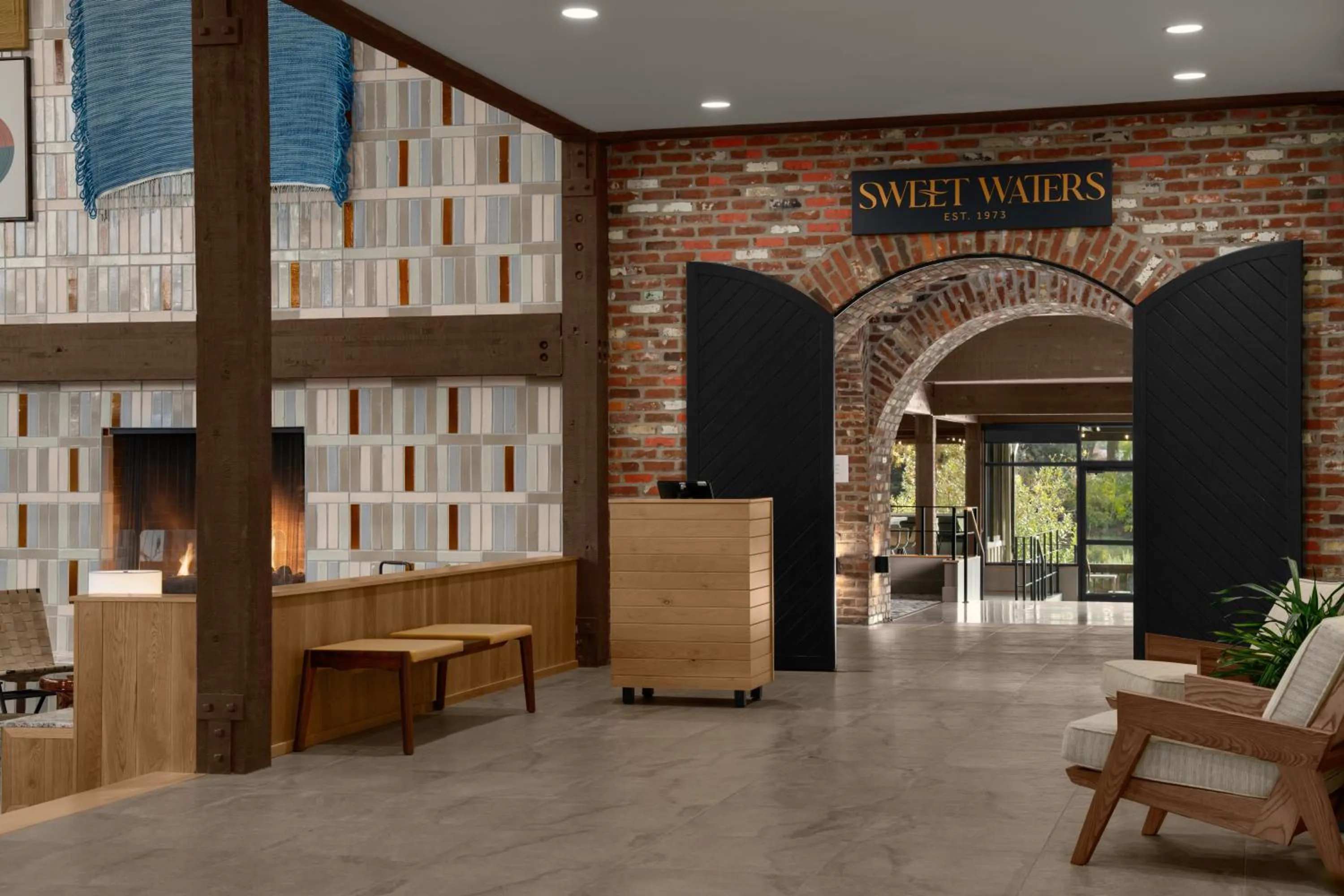 Restaurant/places to eat in Valley River Inn