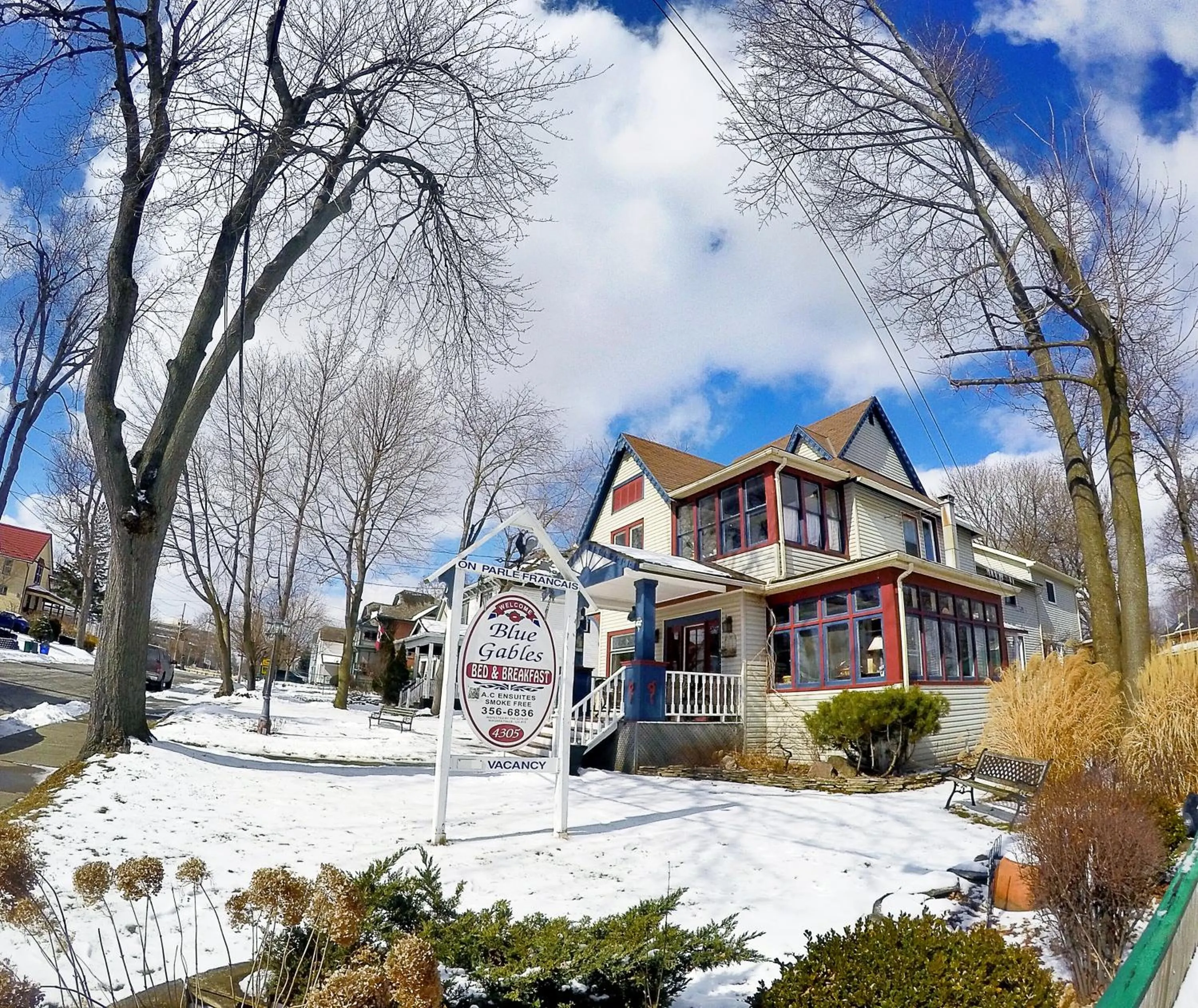 Facade/entrance in Blue Gables Bed and Breakfast