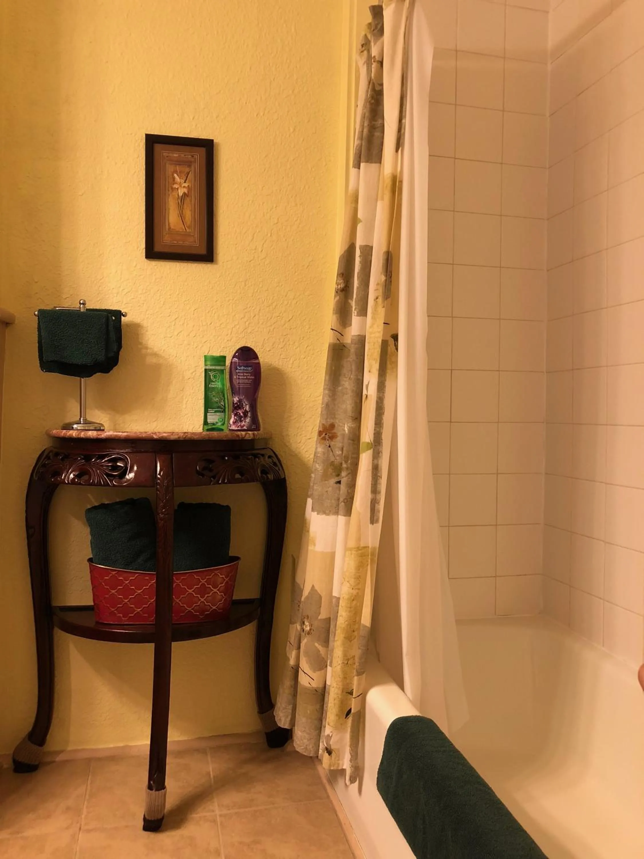 Bathroom in Blue Gables Bed and Breakfast