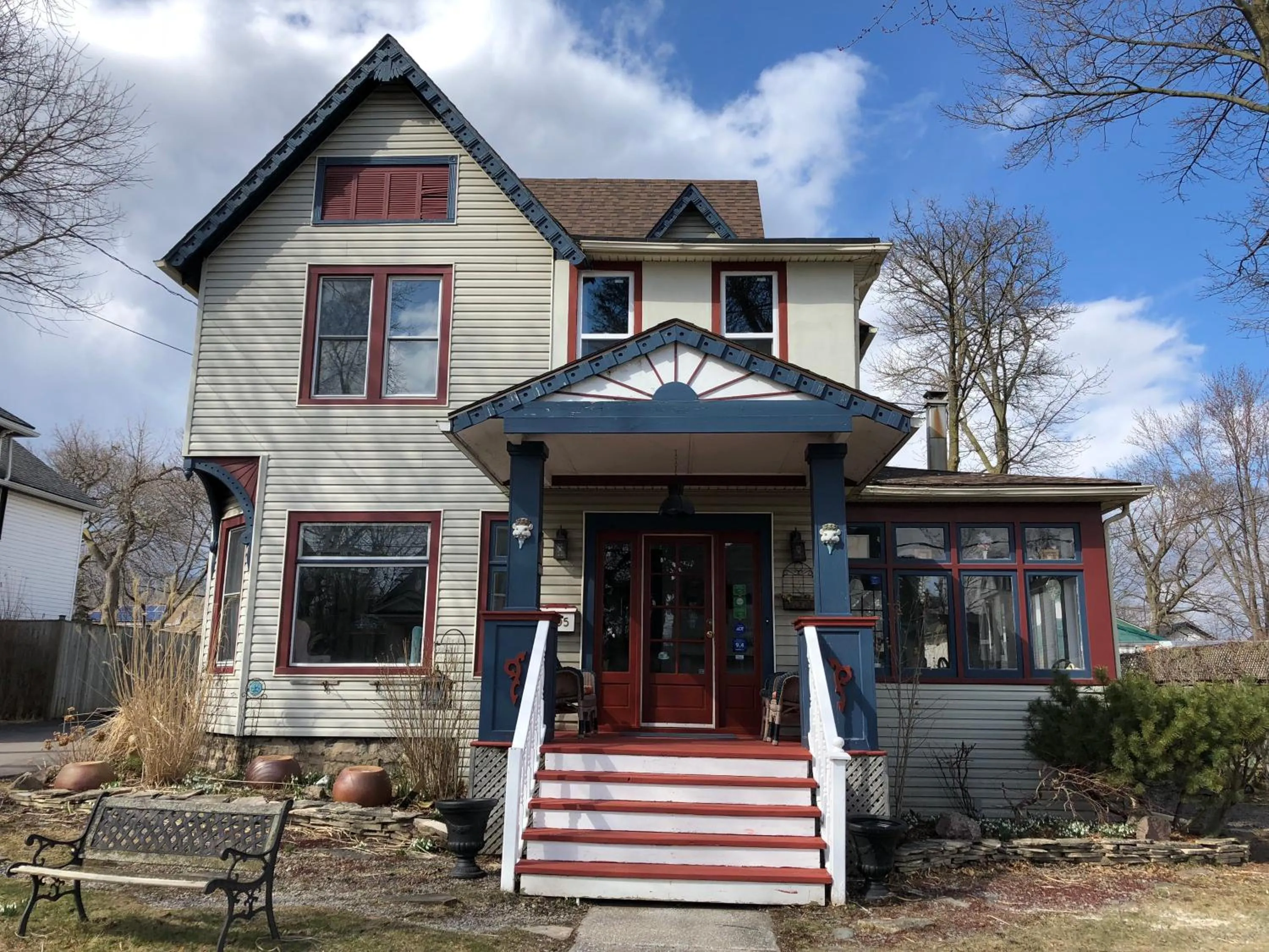 Spring in Blue Gables Bed and Breakfast