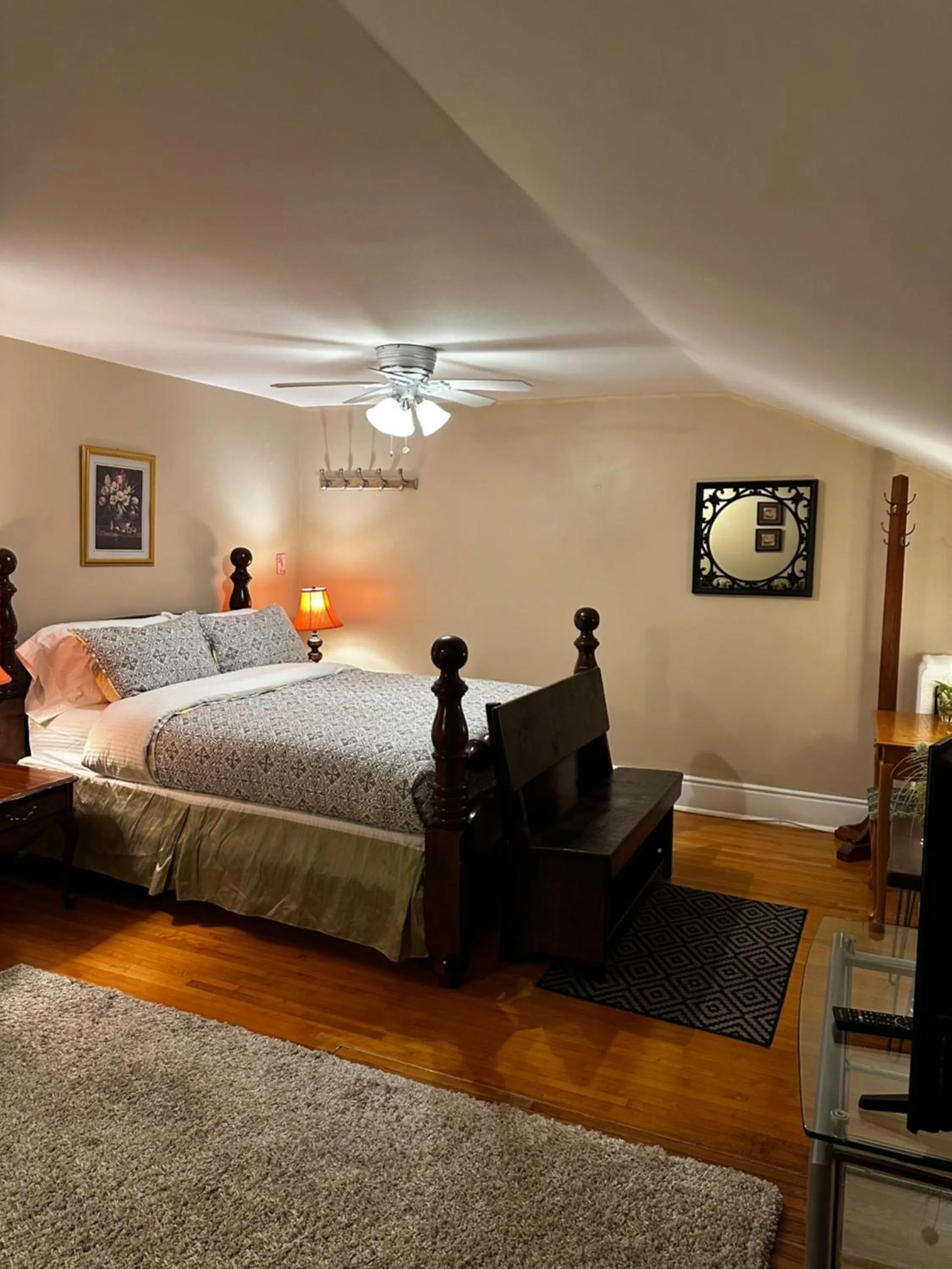 Bed in Blue Gables Bed and Breakfast