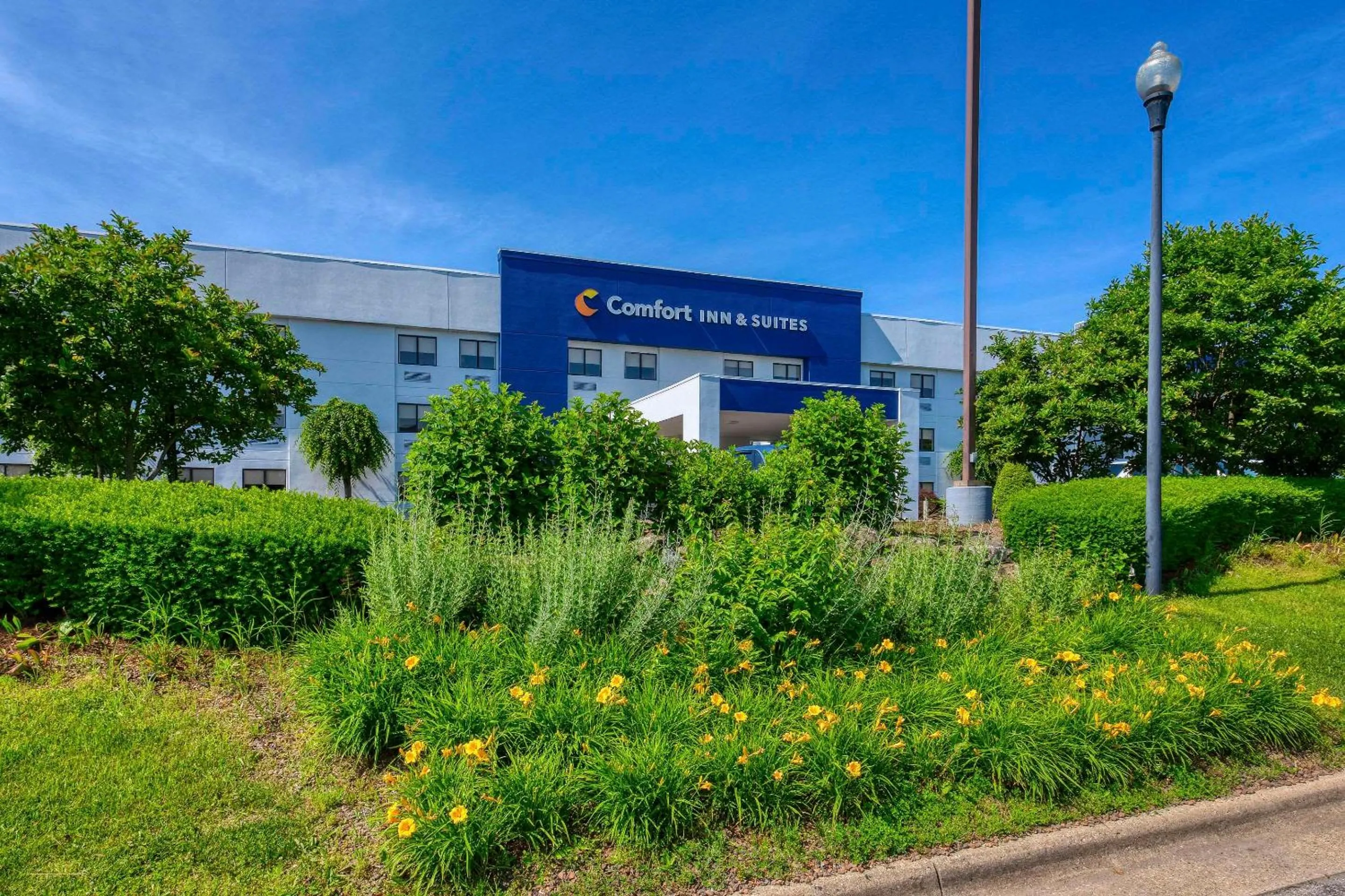 Property building in Comfort Inn & Suites Shepherdsville - Louisville South